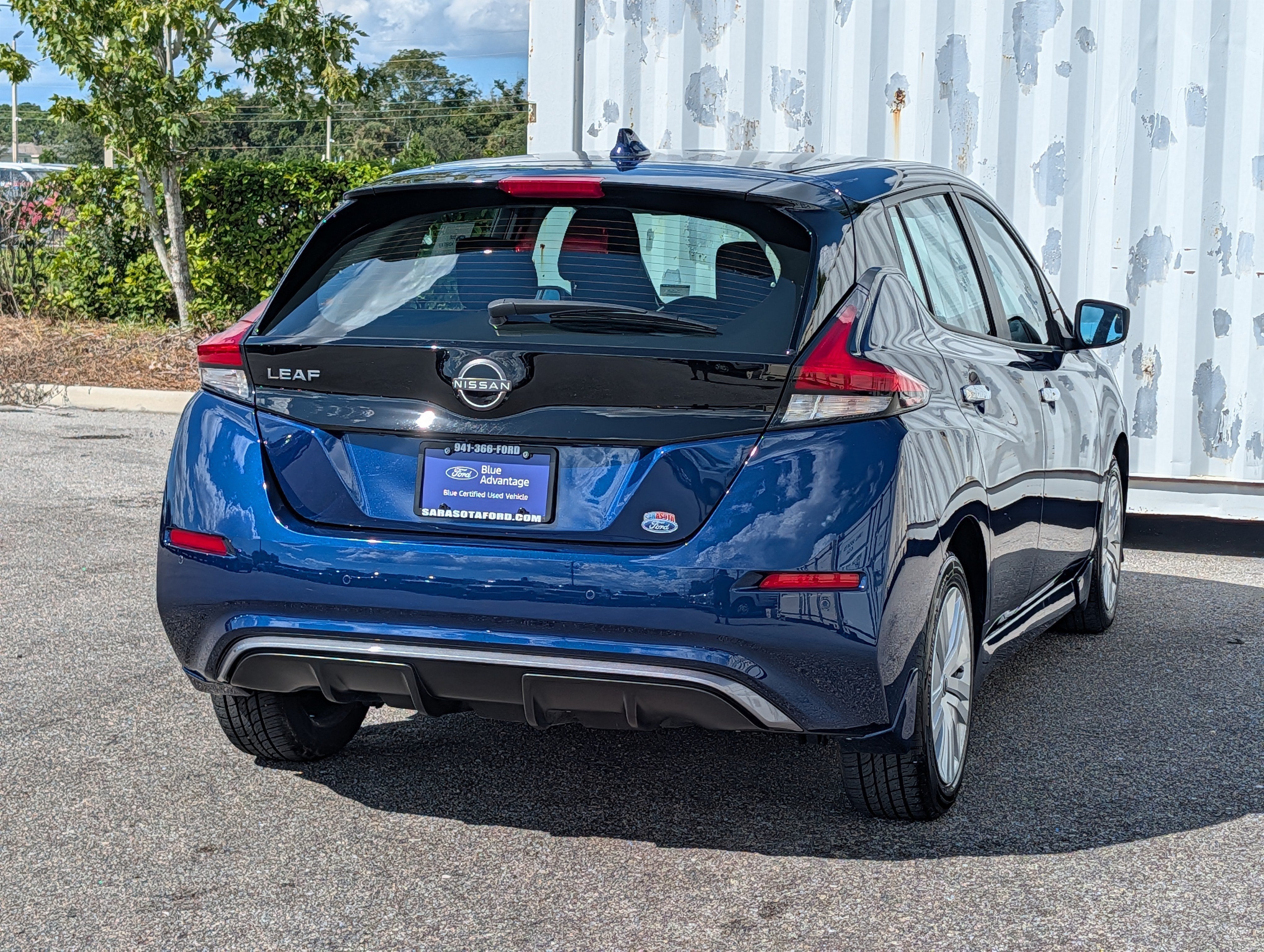 2025 Nissan LEAF S