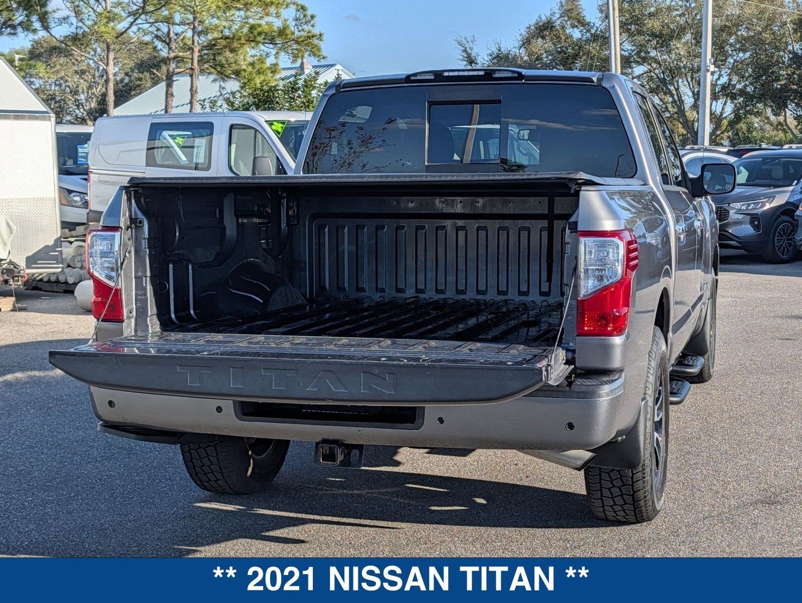 2021 Nissan Titan SV