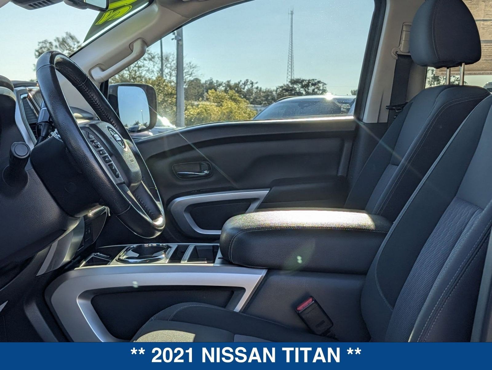 2021 Nissan Titan SV