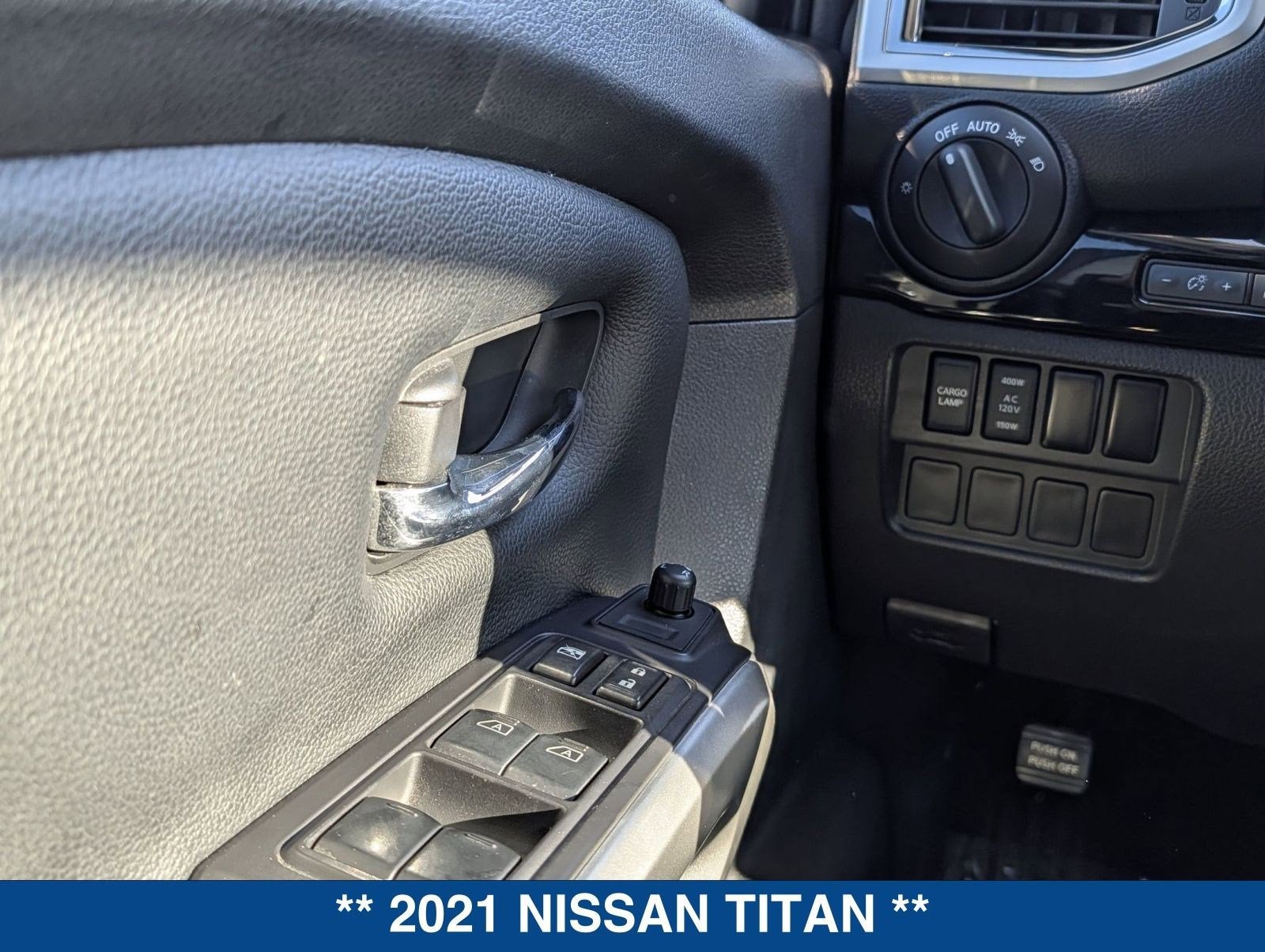 2021 Nissan Titan SV