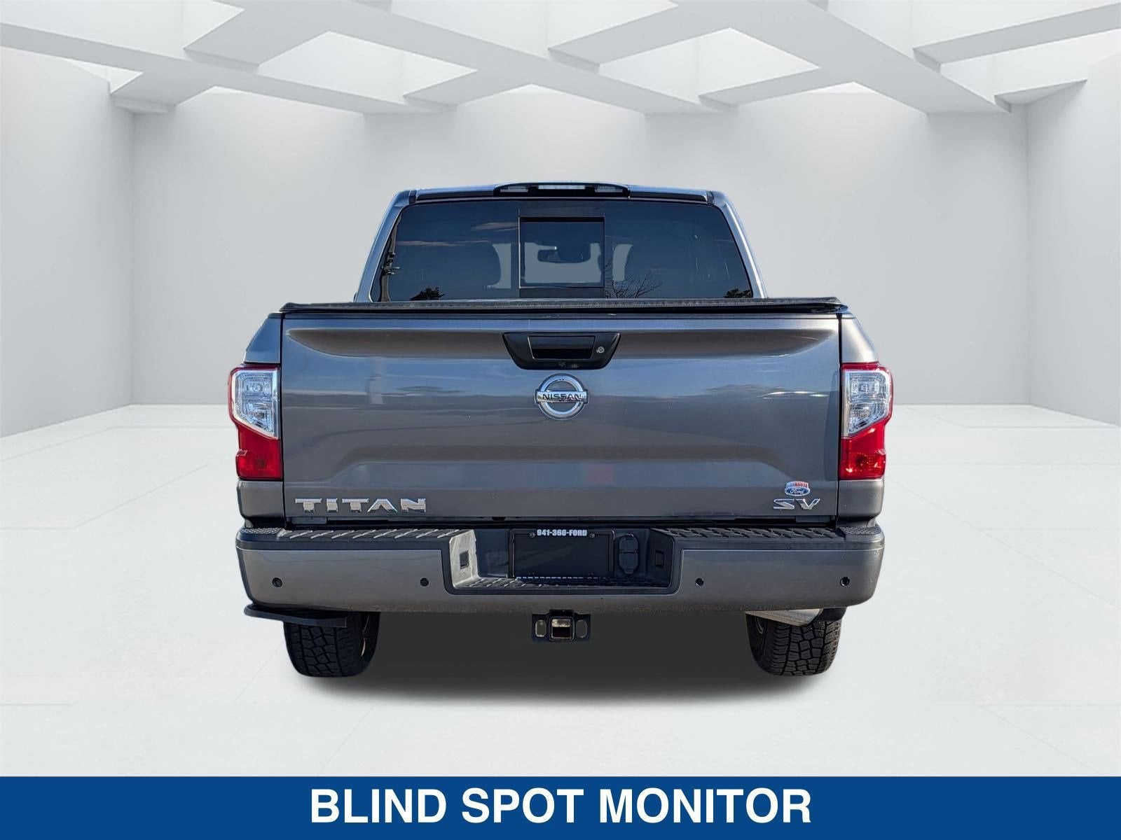 2021 Nissan Titan SV