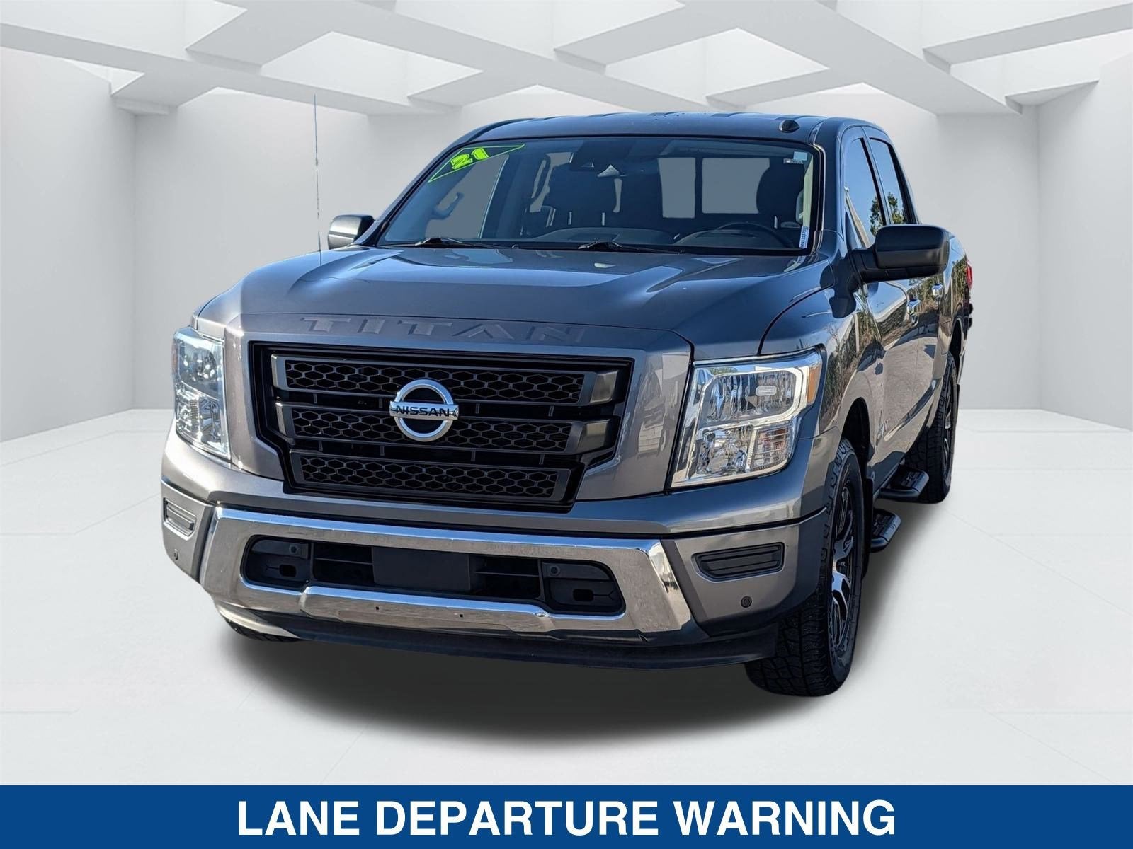 2021 Nissan Titan SV