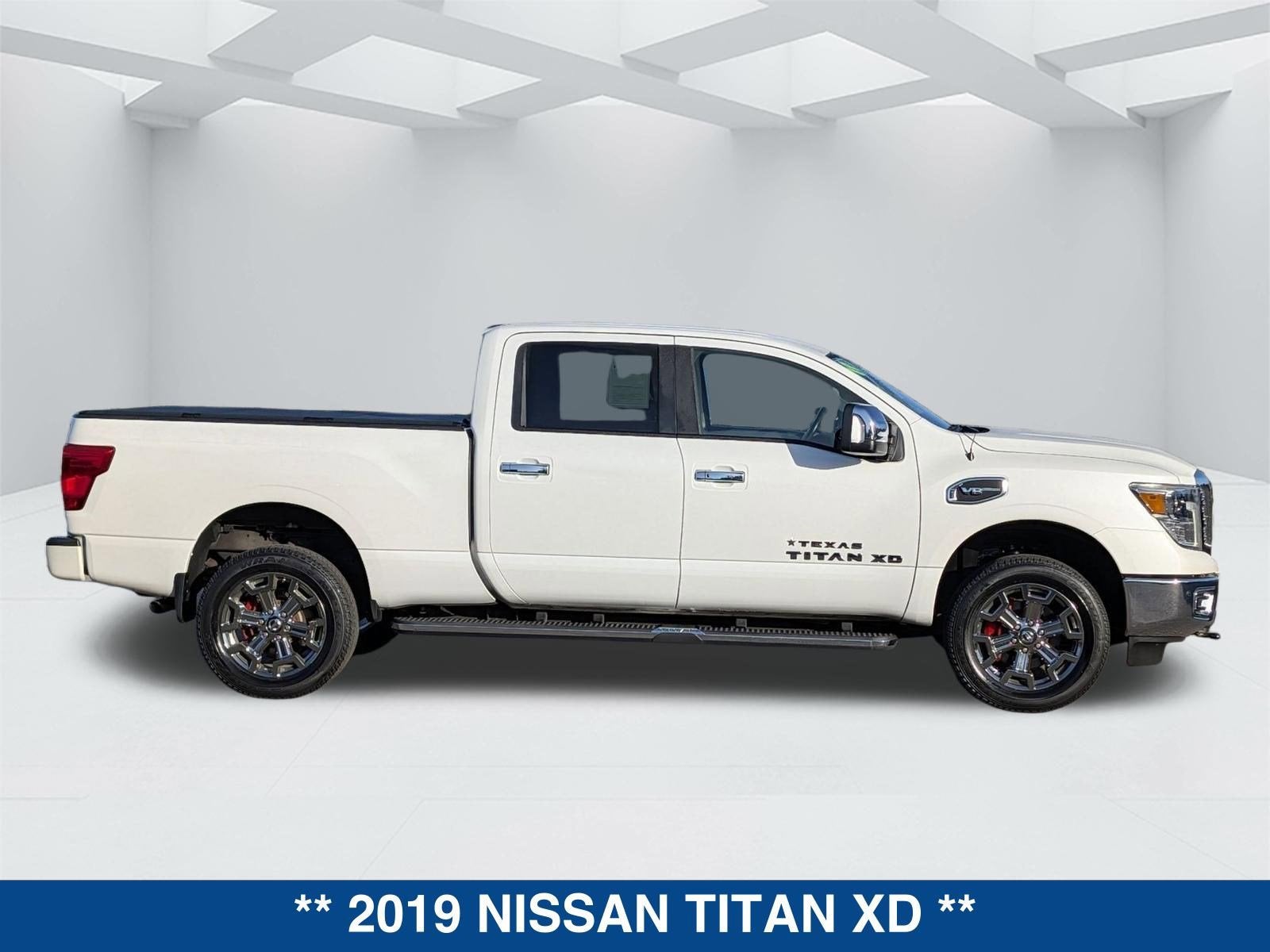 2019 Nissan Titan XD SL