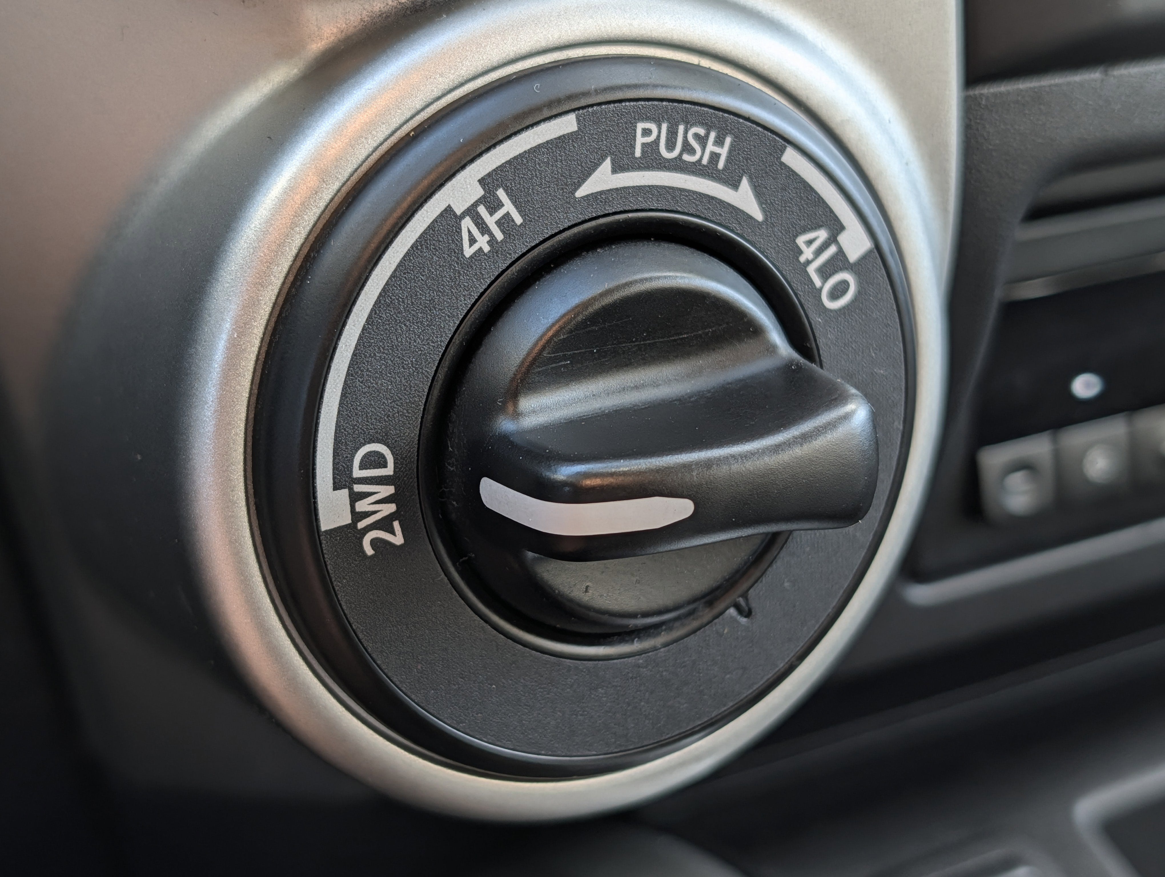 2019 Nissan Titan XD SL