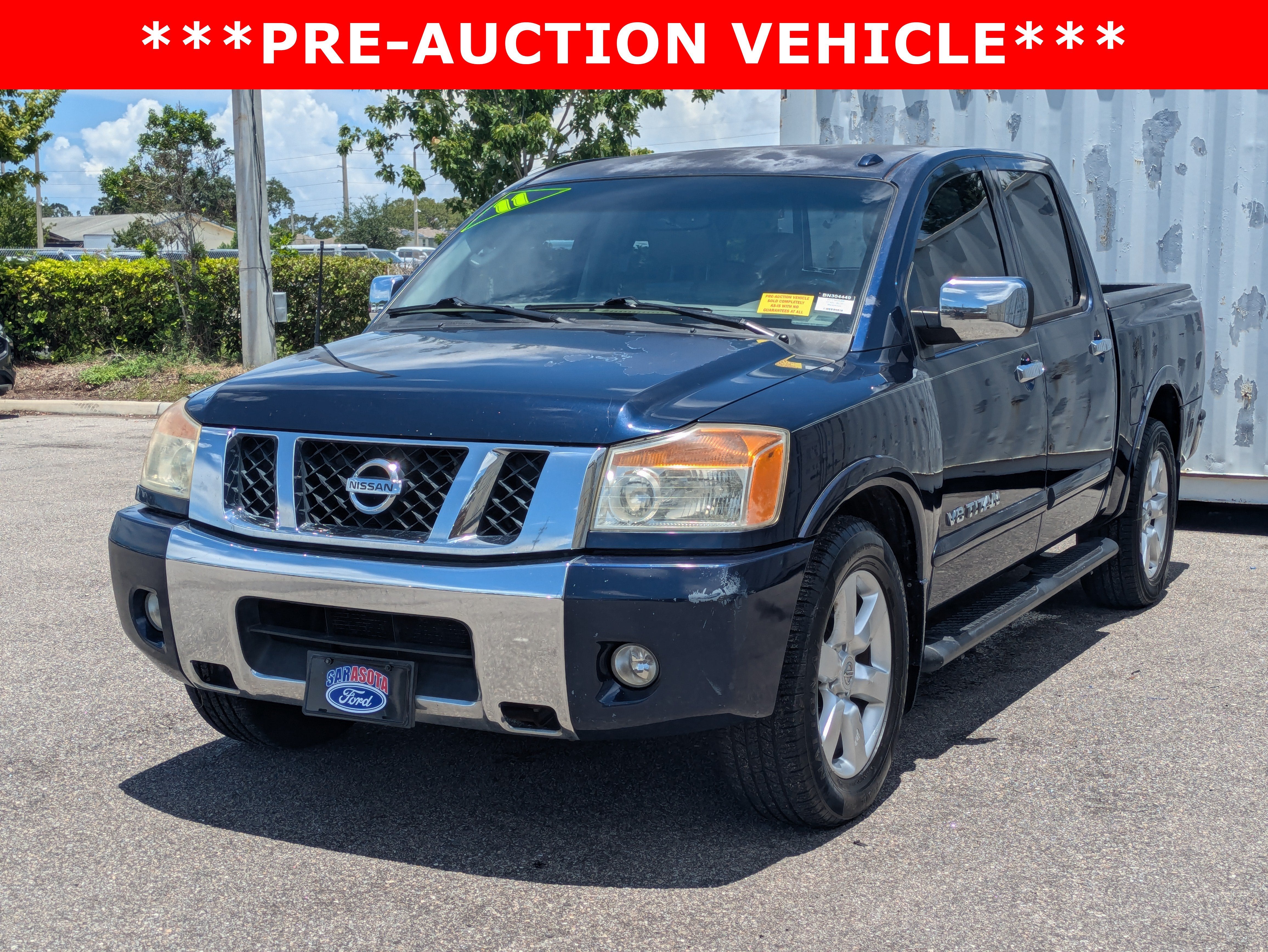 2011 Nissan Titan SL