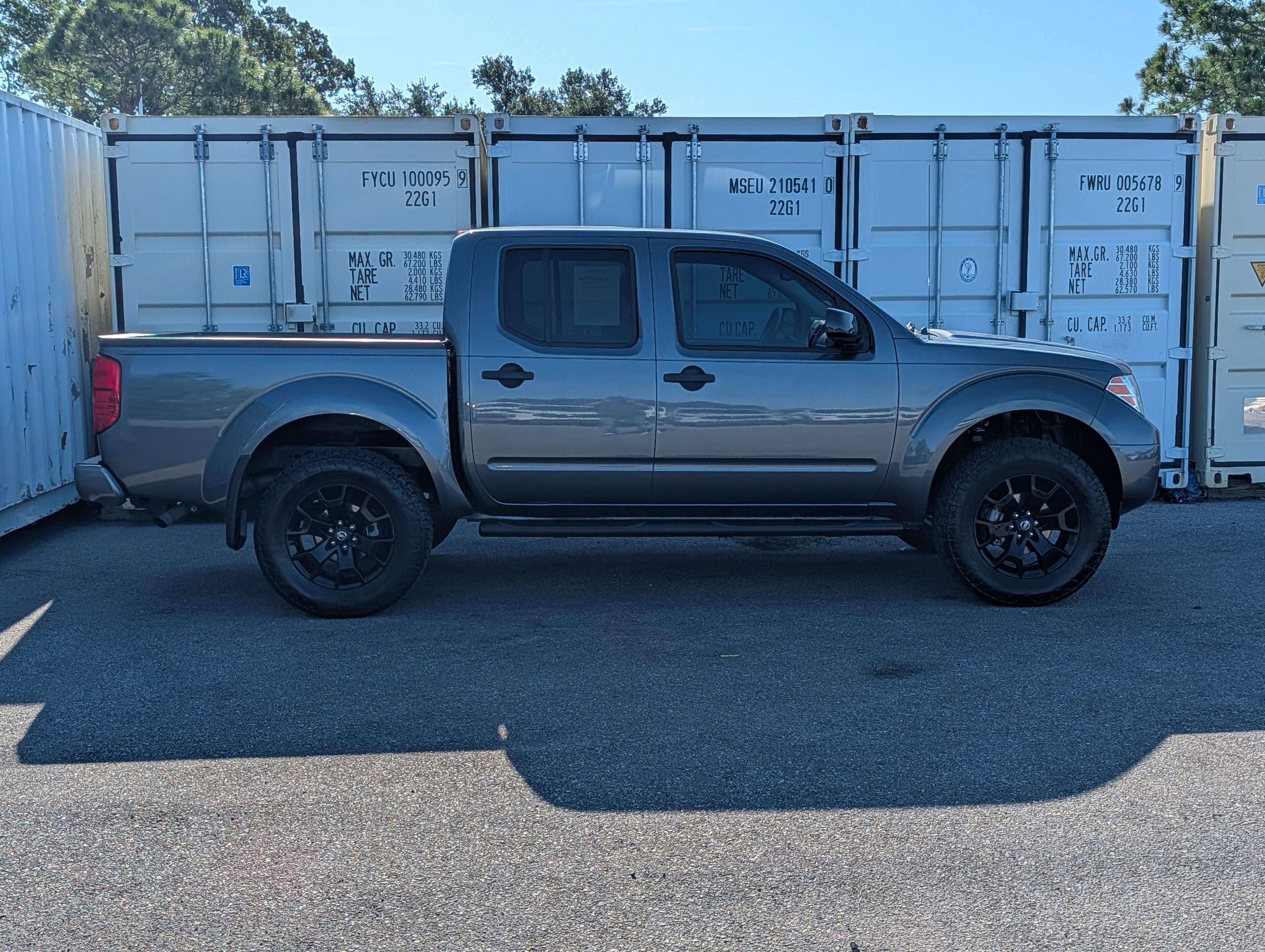 2021 Nissan Frontier SV