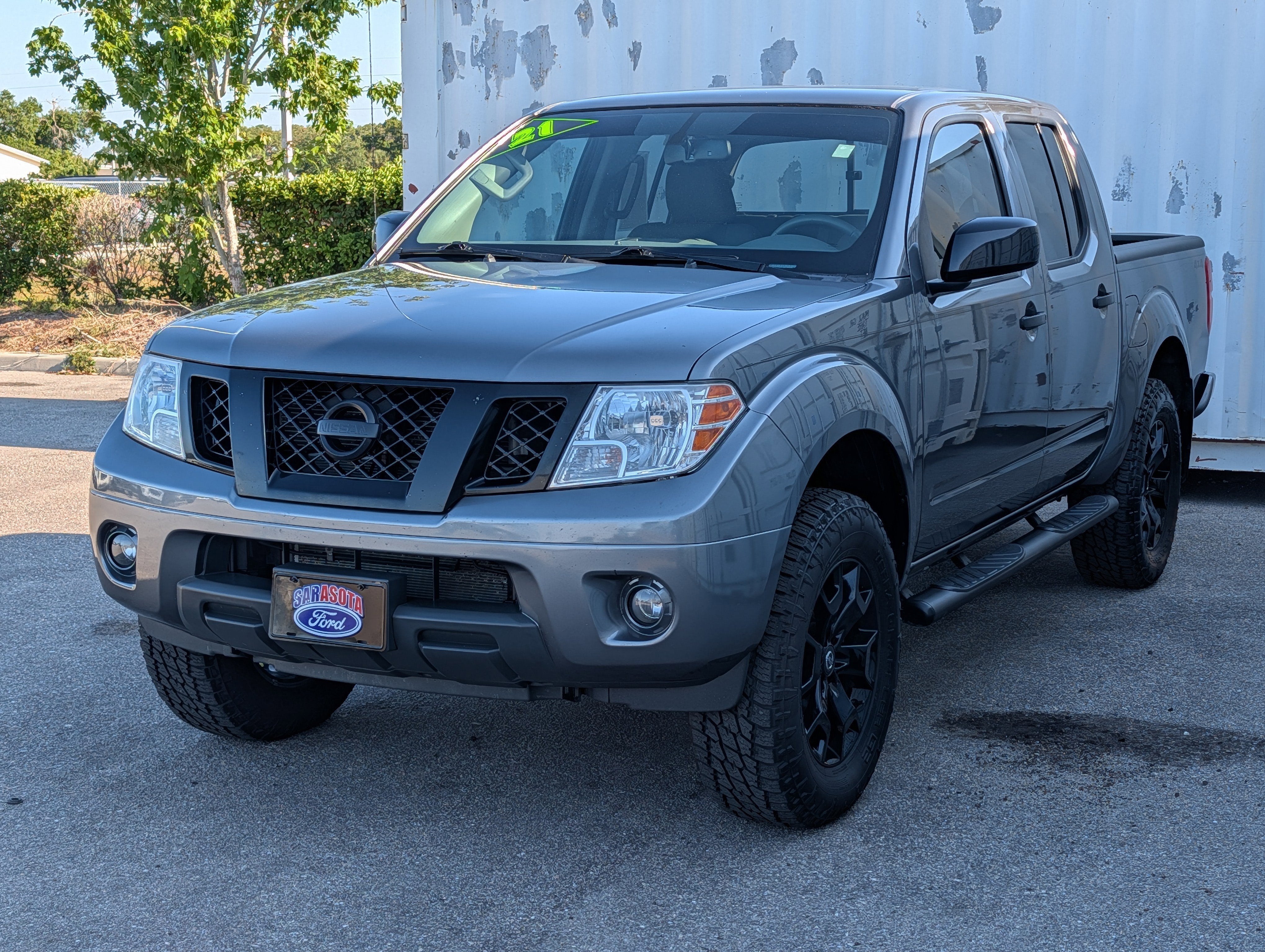 2021 Nissan Frontier SV
