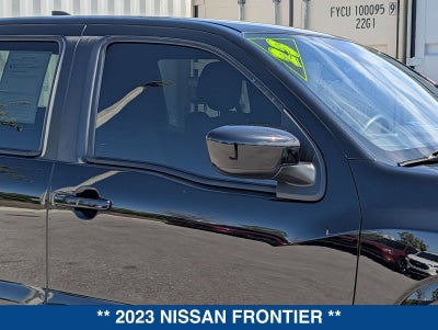2023 Nissan Frontier SV