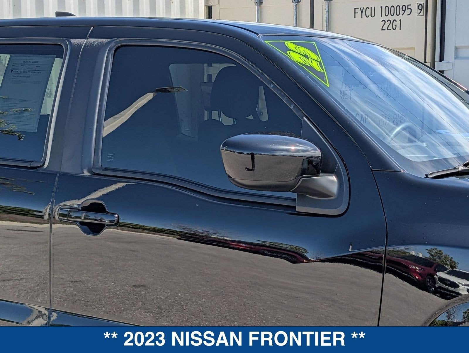 2023 Nissan Frontier SV