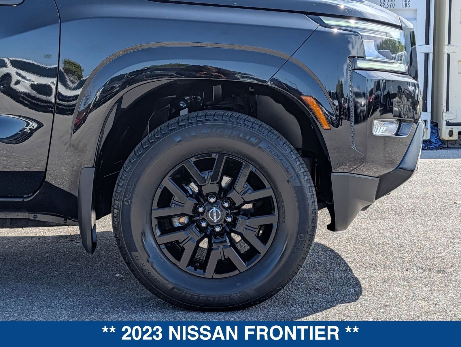2023 Nissan Frontier SV