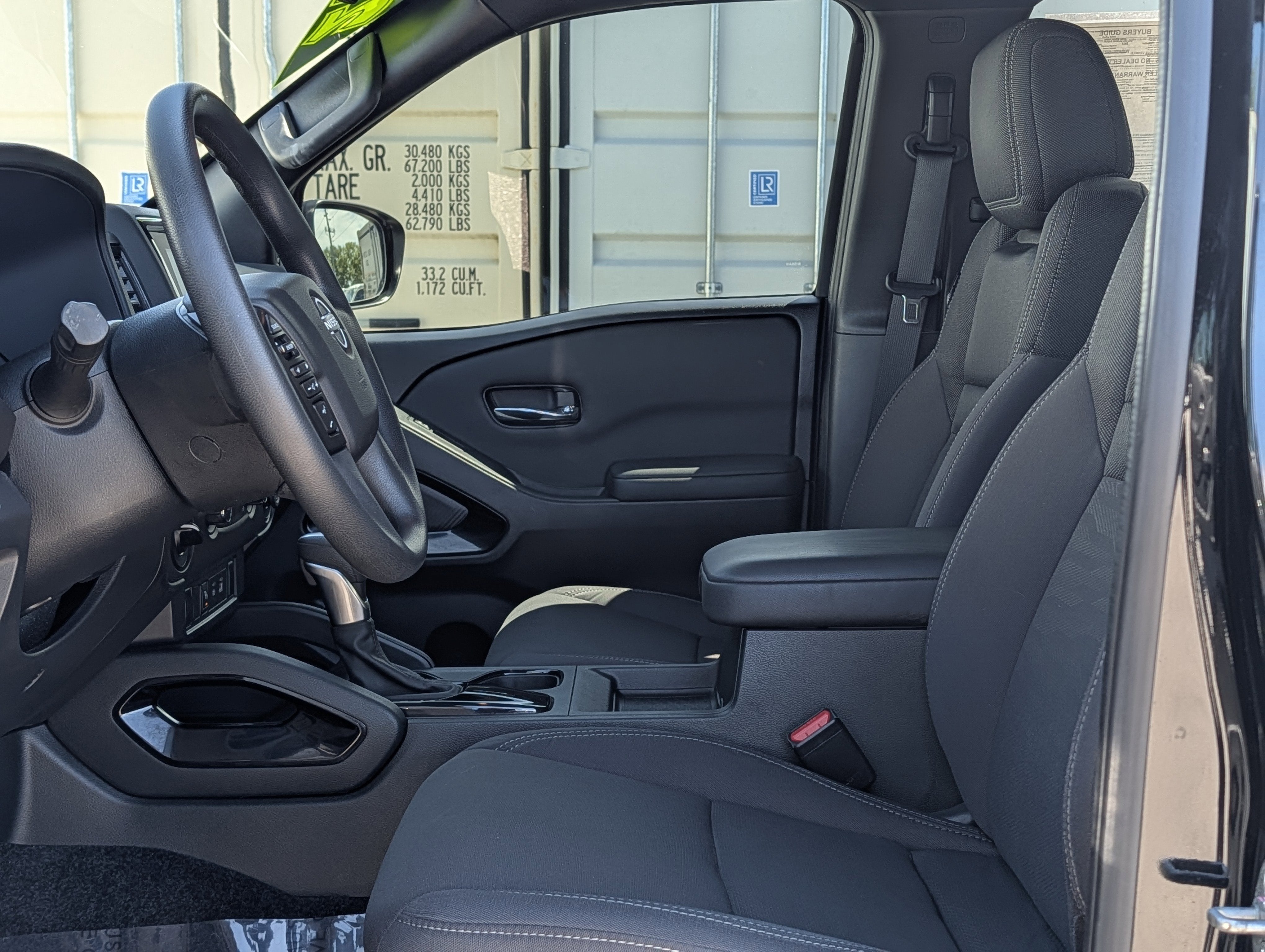 2023 Nissan Frontier SV