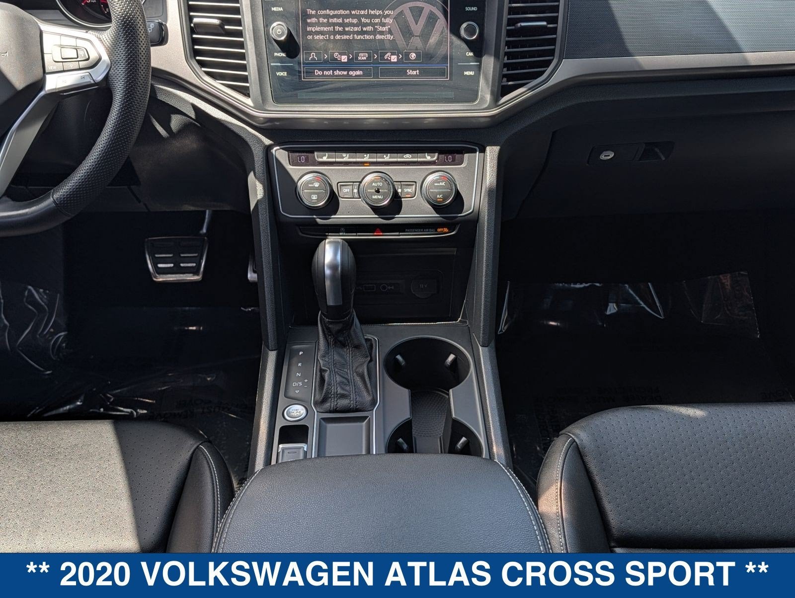 2020 Volkswagen Atlas Cross Sport 3.6 V6 SE w/ Technology R-Line