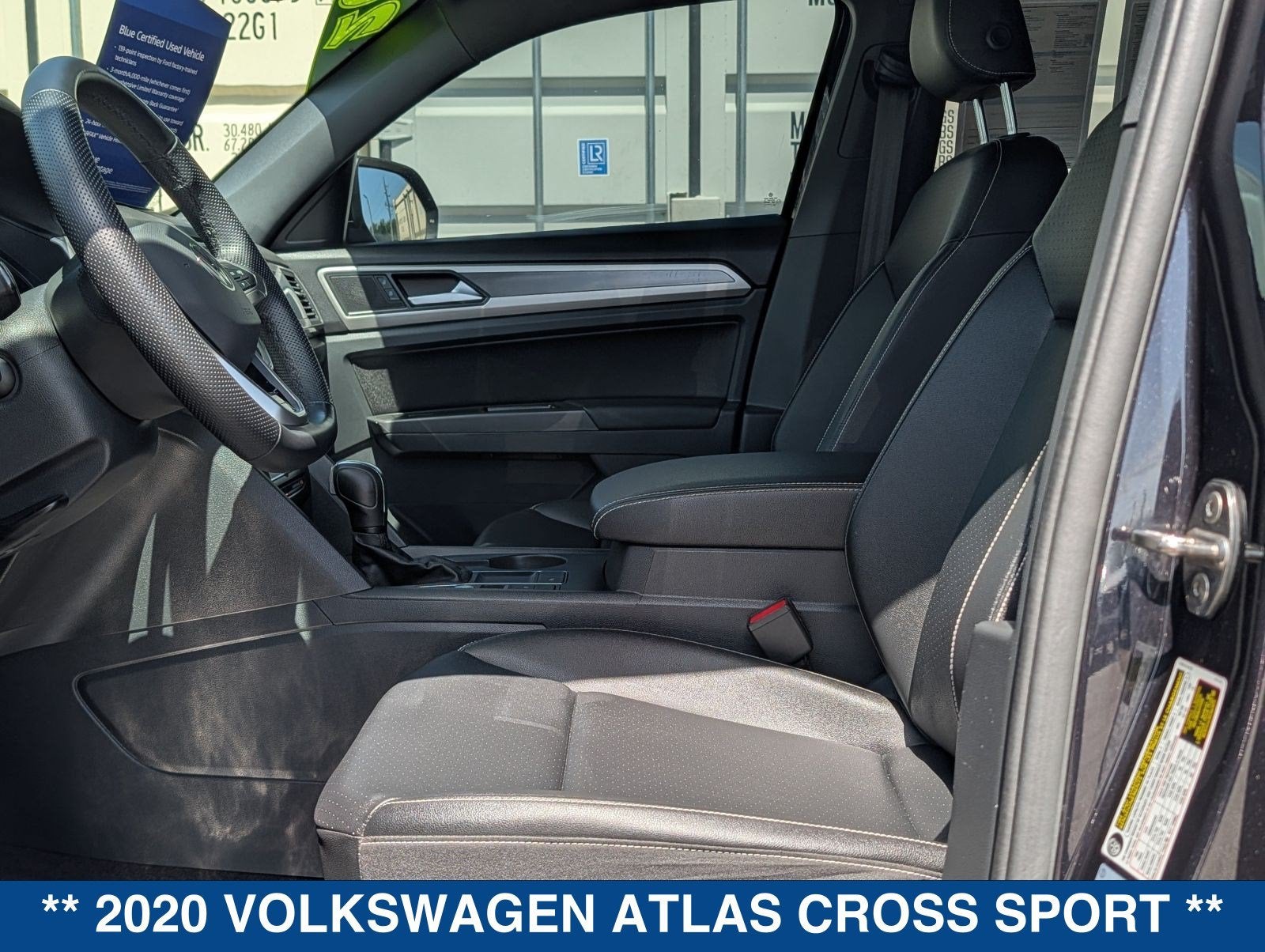 2020 Volkswagen Atlas Cross Sport 3.6 V6 SE w/ Technology R-Line