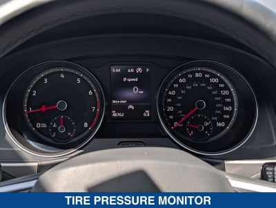 2020 Volkswagen Atlas Cross Sport 3.6 V6 SE w/ Technology R-Line