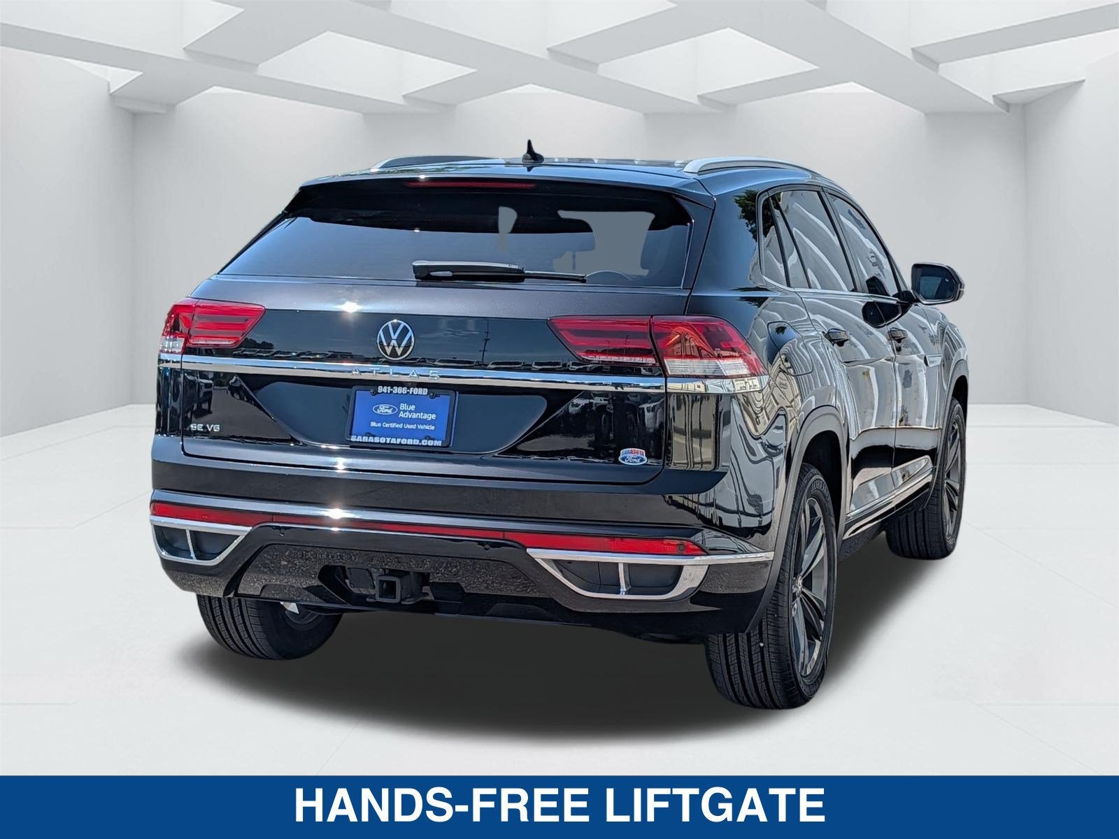 2020 Volkswagen Atlas Cross Sport 3.6 V6 SE w/ Technology R-Line