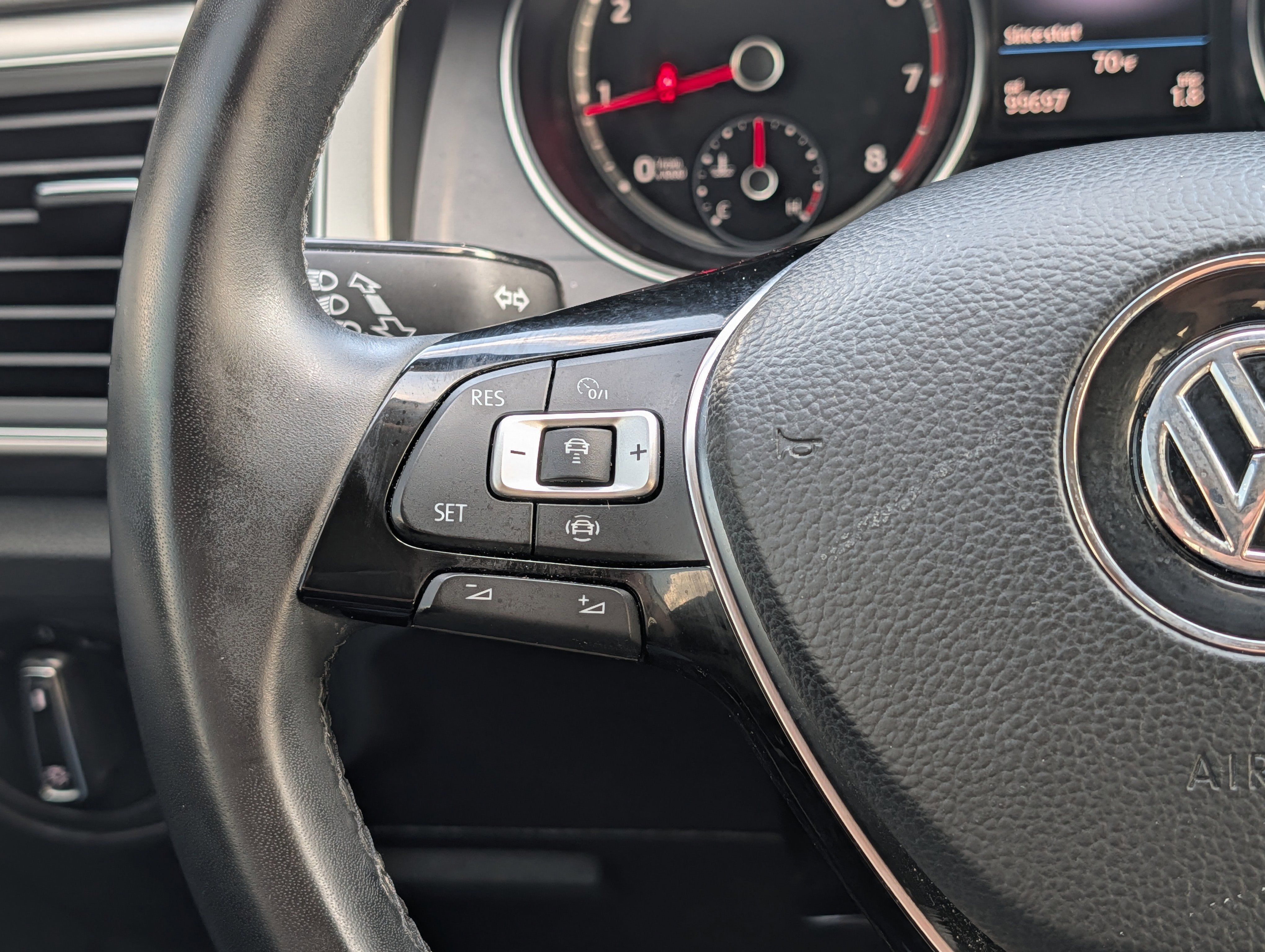 2019 Volkswagen Atlas 3.6 SE w/ Technology