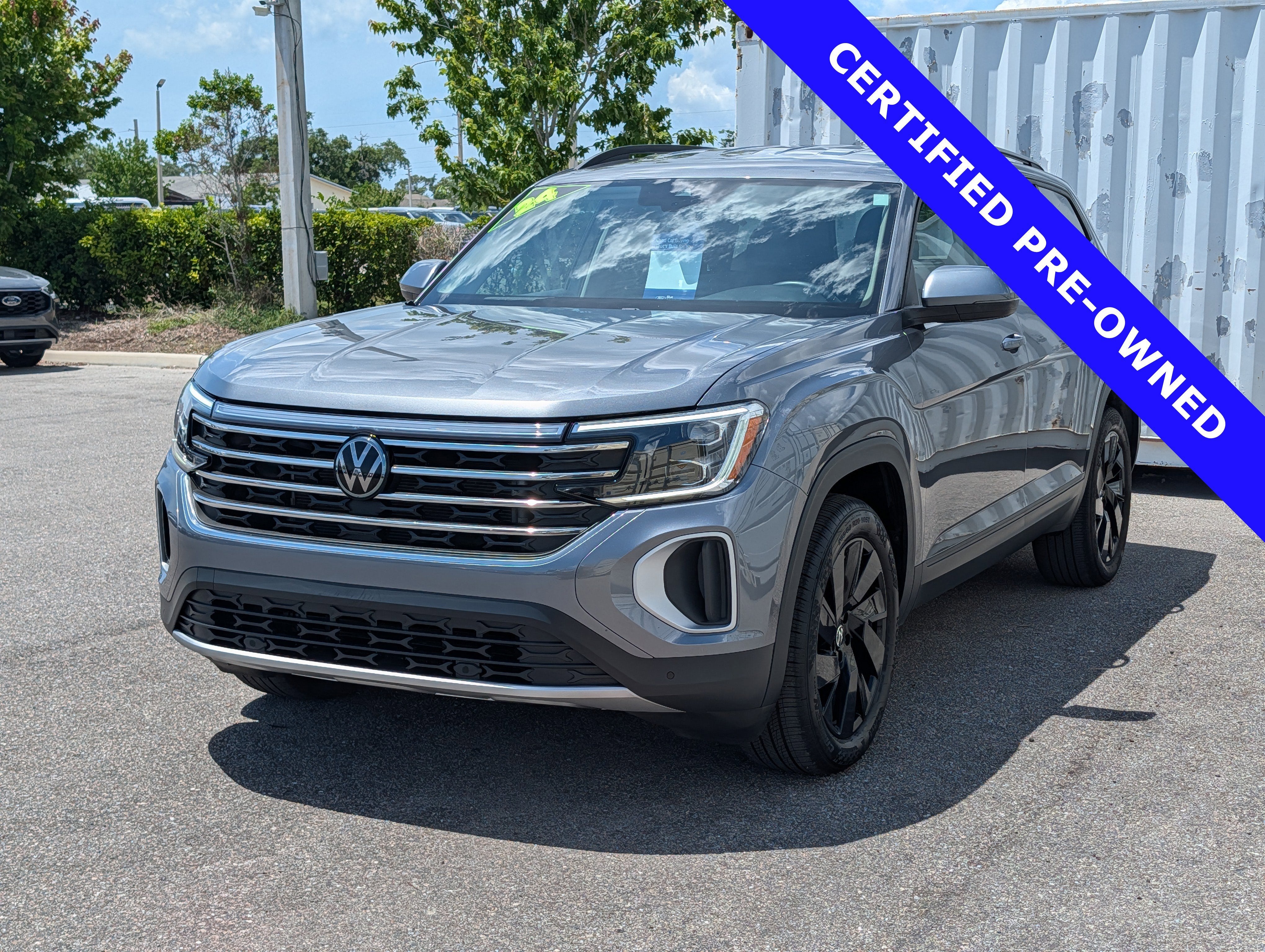 2024 Volkswagen Atlas 2.0T SE w/ Technology