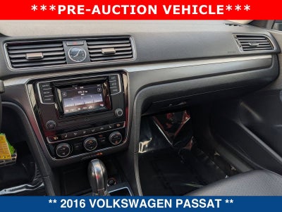 2016 Volkswagen Passat 1.8T R-Line w/ Comfort