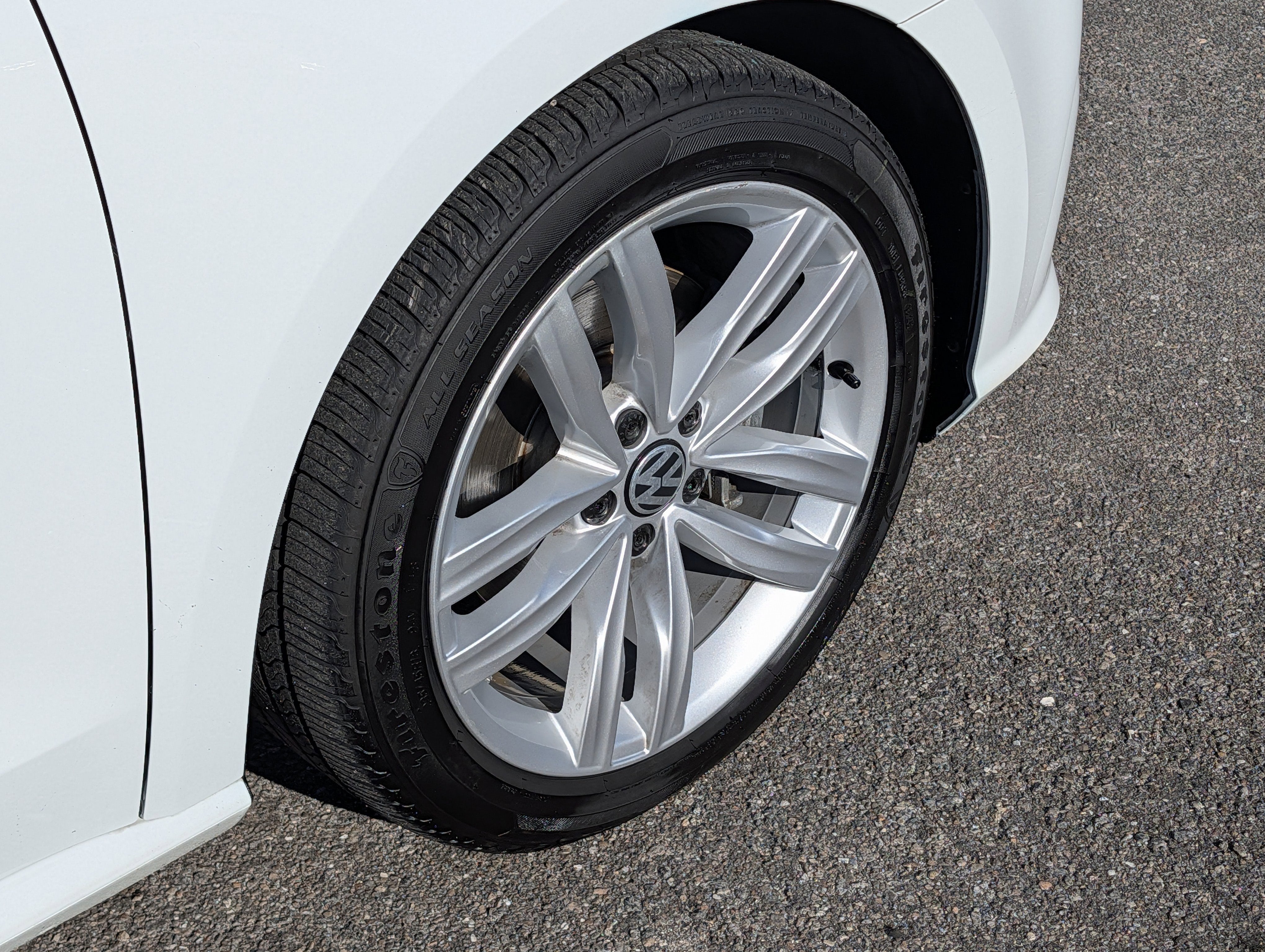 2018 Volkswagen Passat 2.0T SE w/ Technology