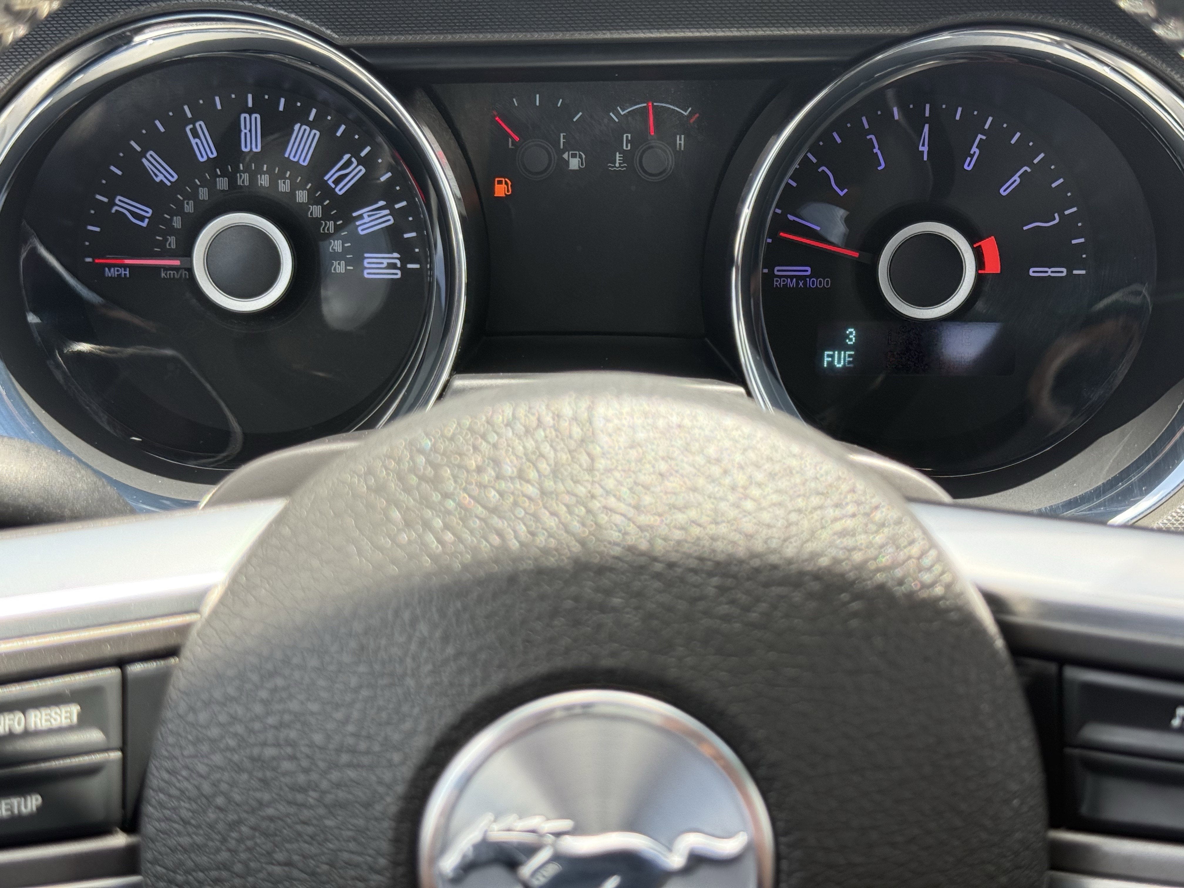 2014 Ford Mustang V6