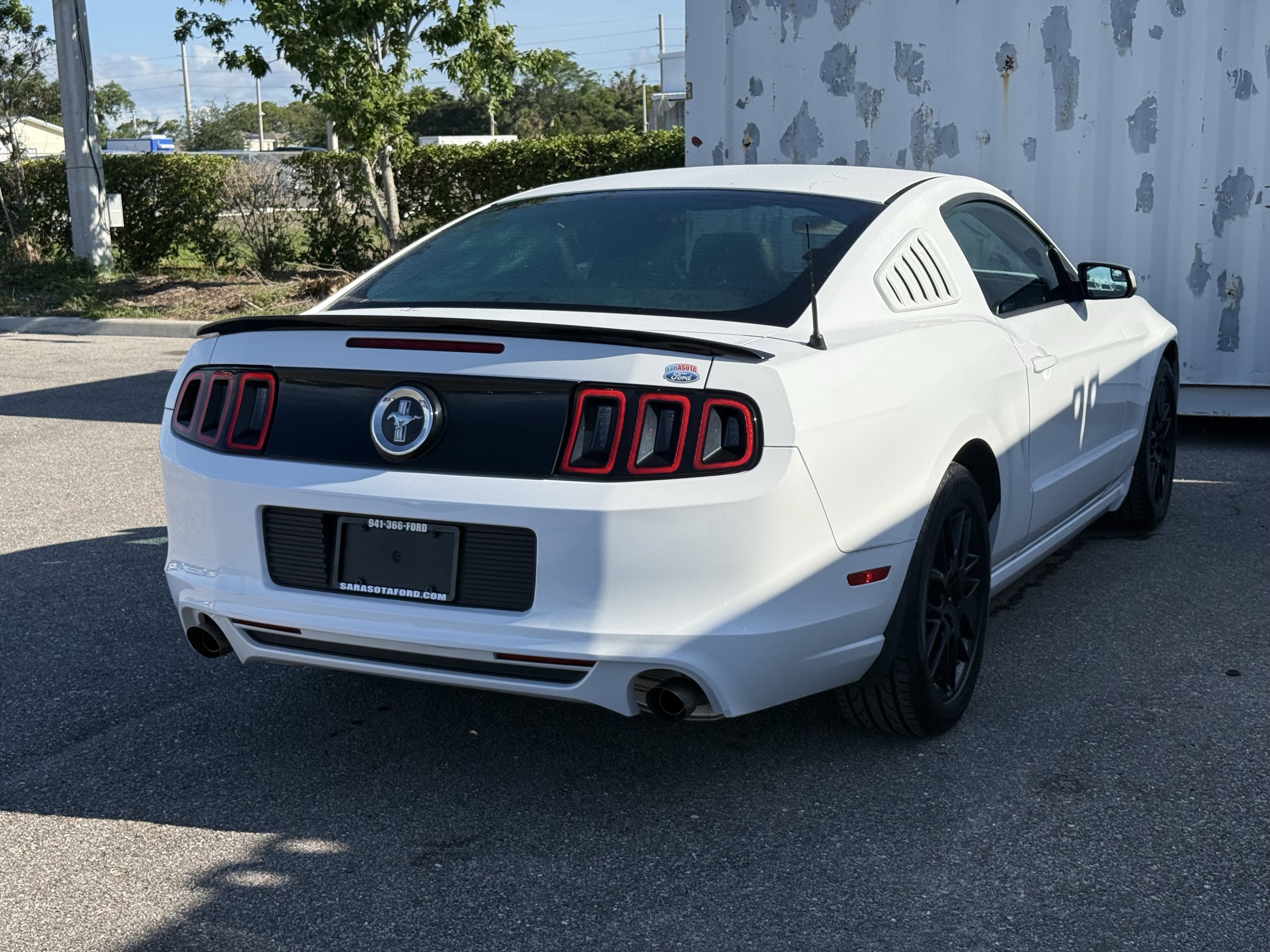 2014 Ford Mustang V6