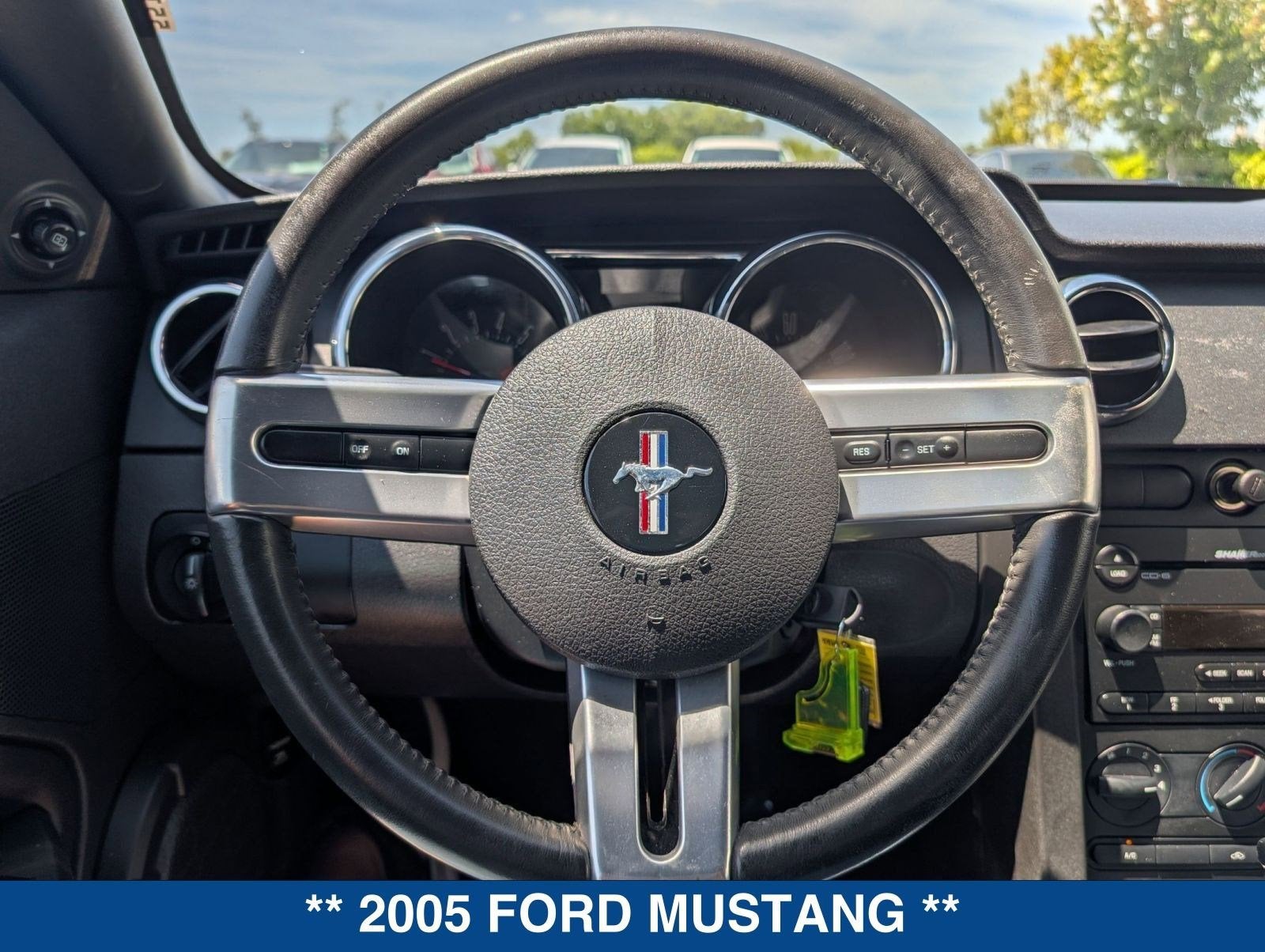 2005 Ford Mustang Deluxe
