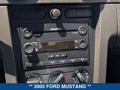 2005 Ford Mustang Deluxe