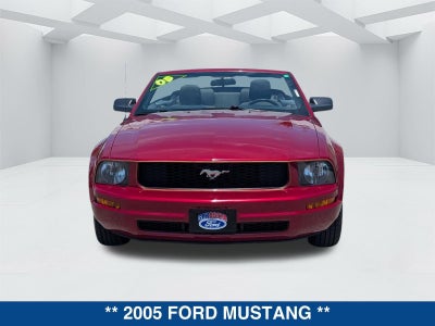 2005 Ford Mustang Deluxe