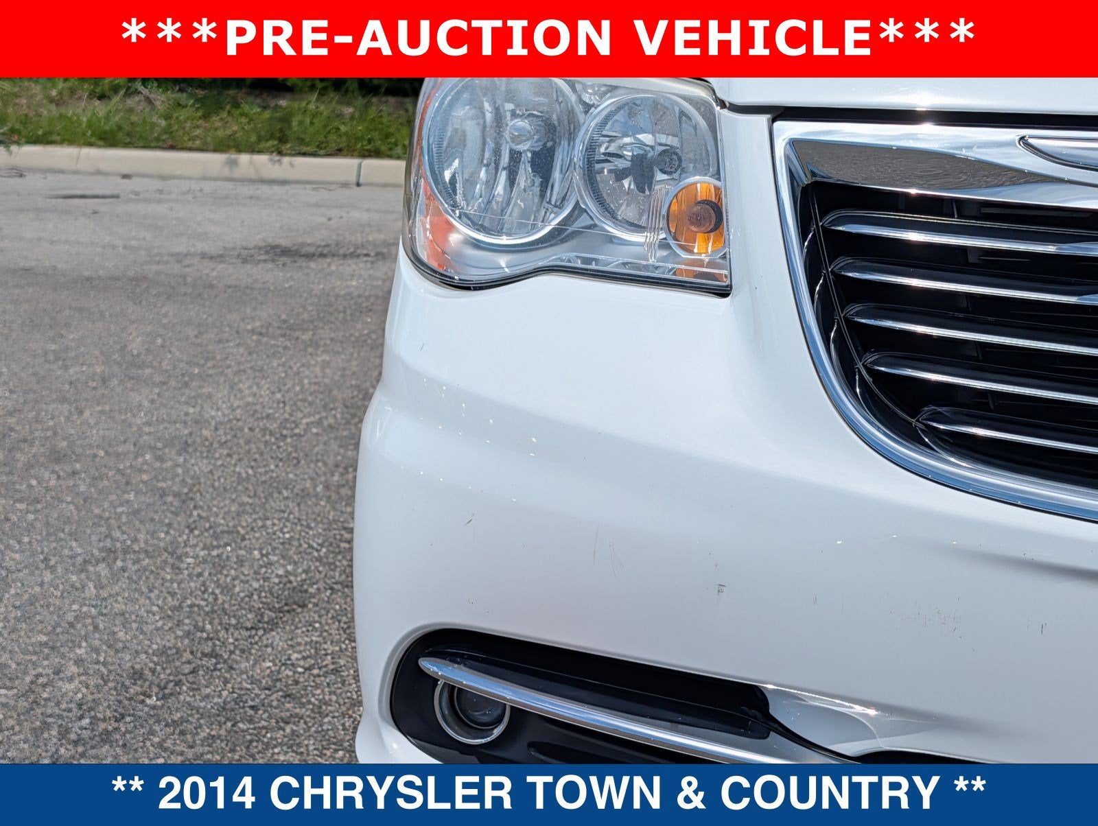 2014 Chrysler Town & Country Touring-L