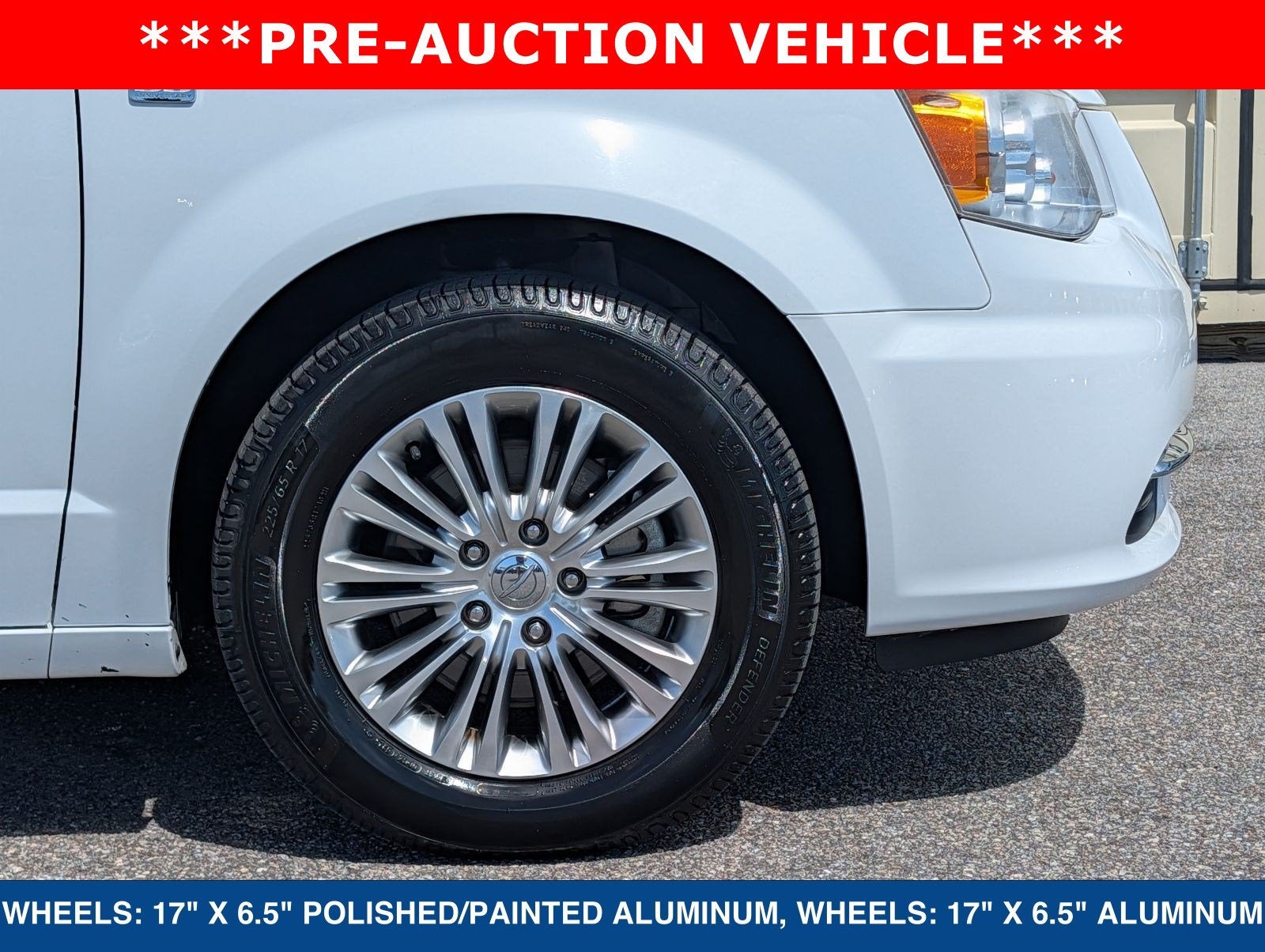 2014 Chrysler Town & Country Touring-L