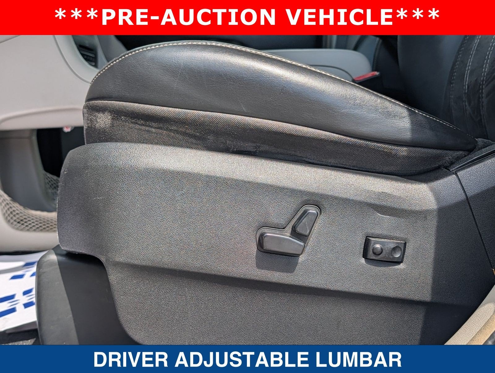 2014 Chrysler Town & Country Touring-L