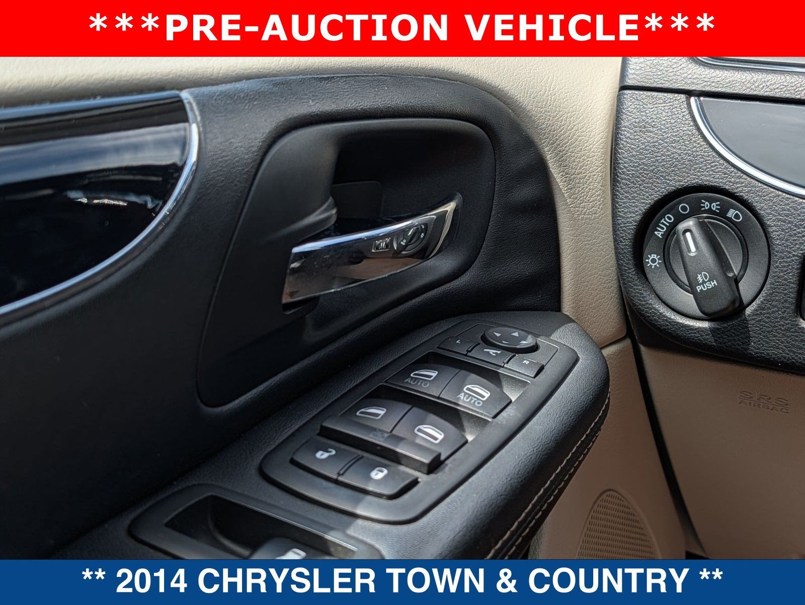 2014 Chrysler Town & Country Touring-L