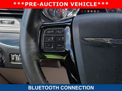 2014 Chrysler Town & Country Touring-L