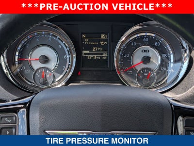 2014 Chrysler Town & Country Touring-L