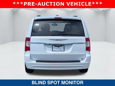 2014 Chrysler Town & Country Touring-L