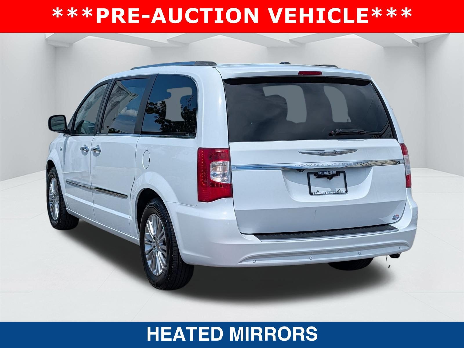2014 Chrysler Town & Country Touring-L