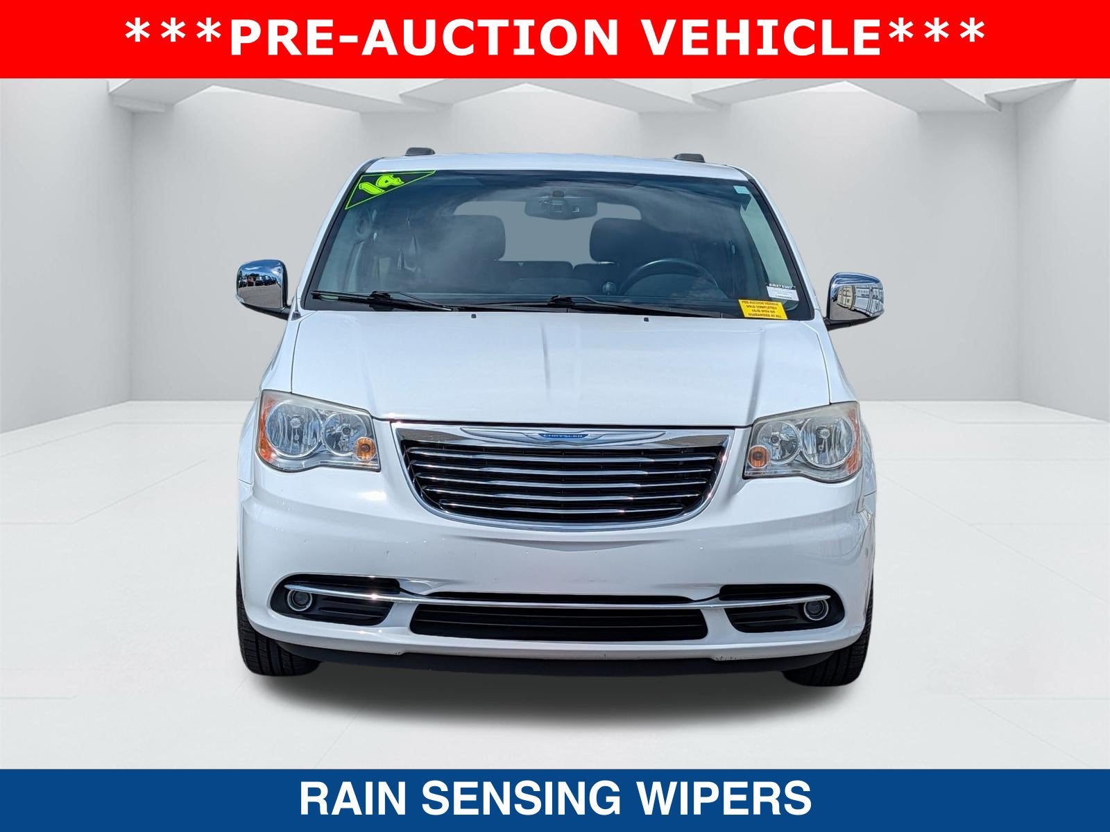 2014 Chrysler Town & Country Touring-L