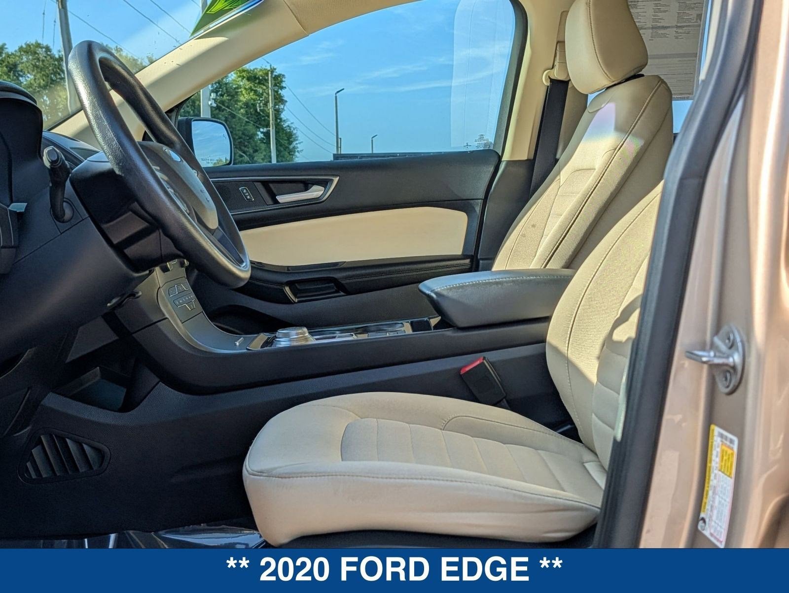 2020 Ford Edge SE
