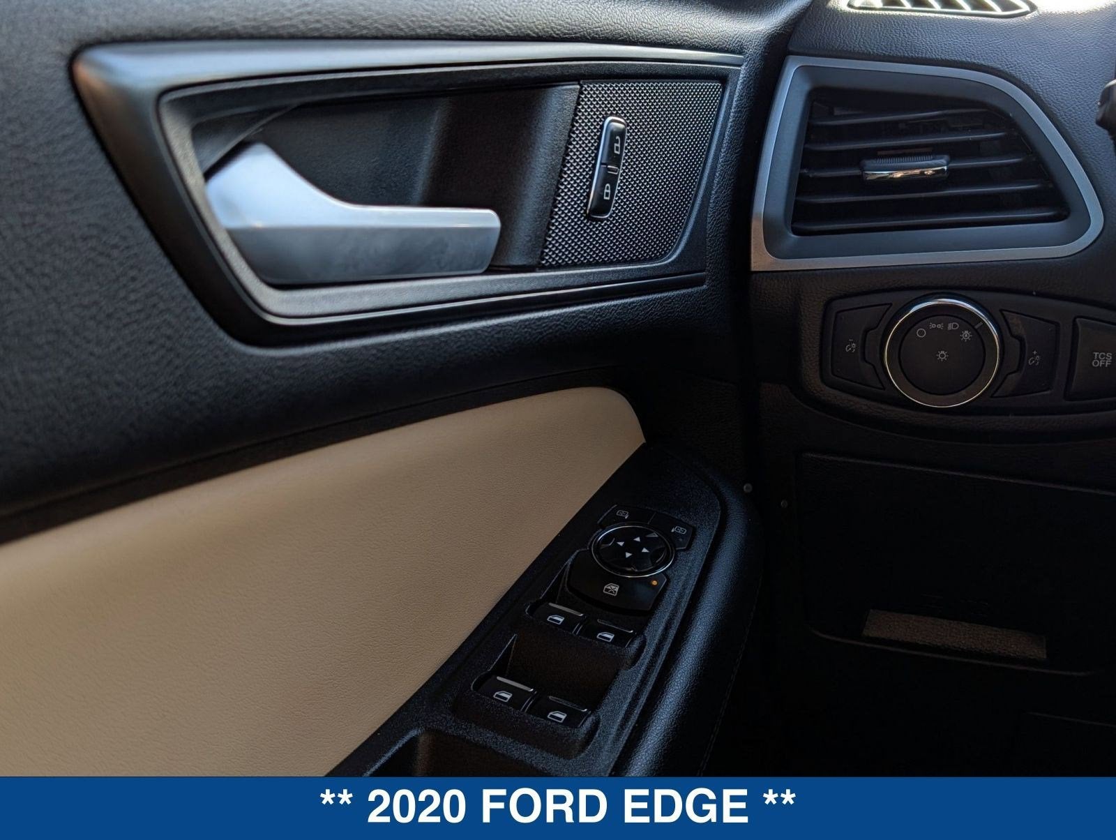 2020 Ford Edge SE