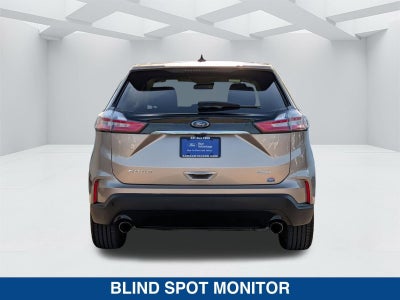 2020 Ford Edge SE