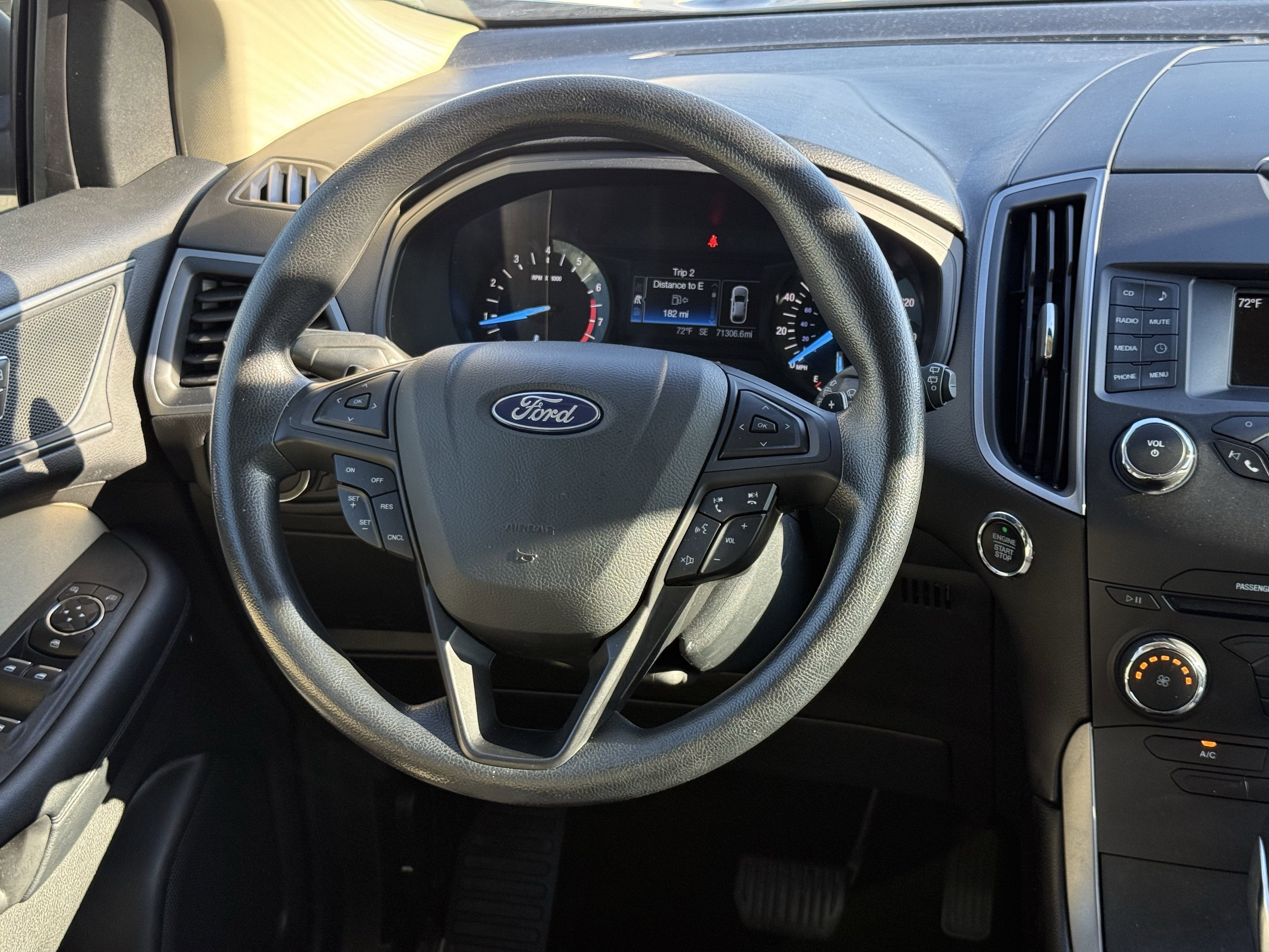 2018 Ford Edge SE