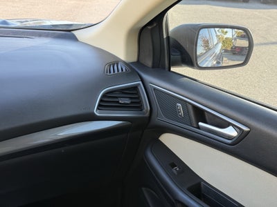 2018 Ford Edge SE
