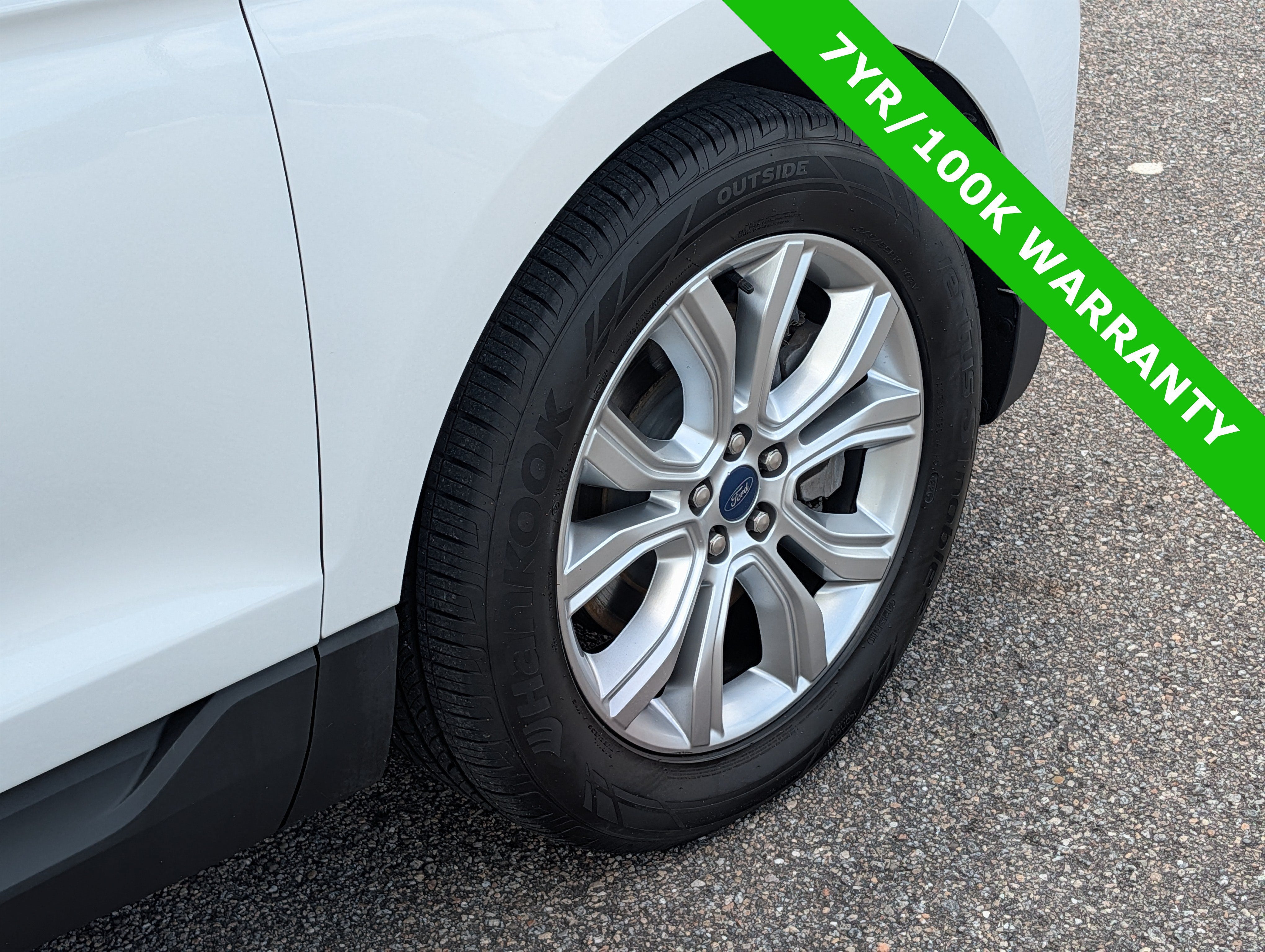 2021 Ford Edge Titanium