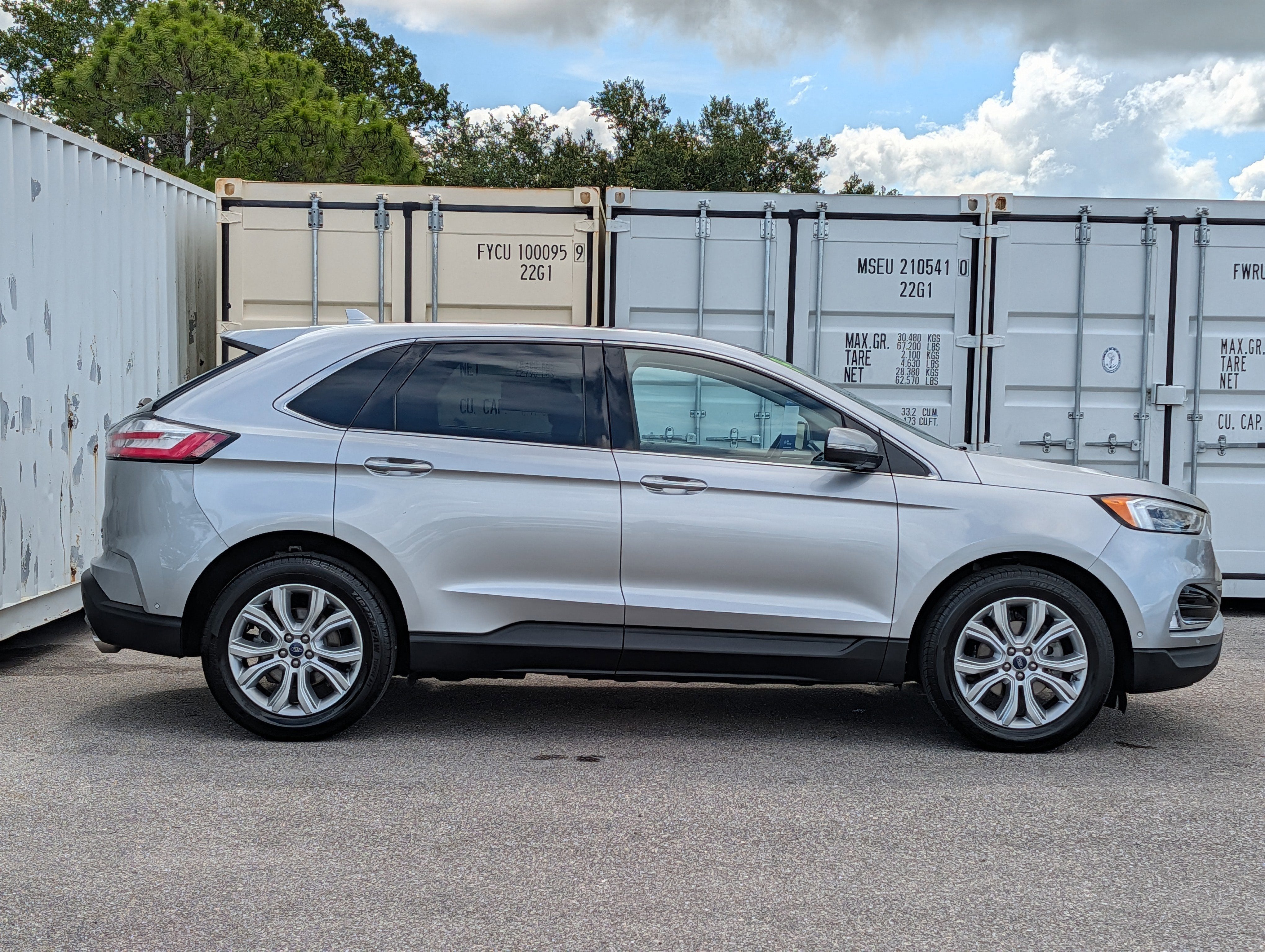 2020 Ford Edge Titanium