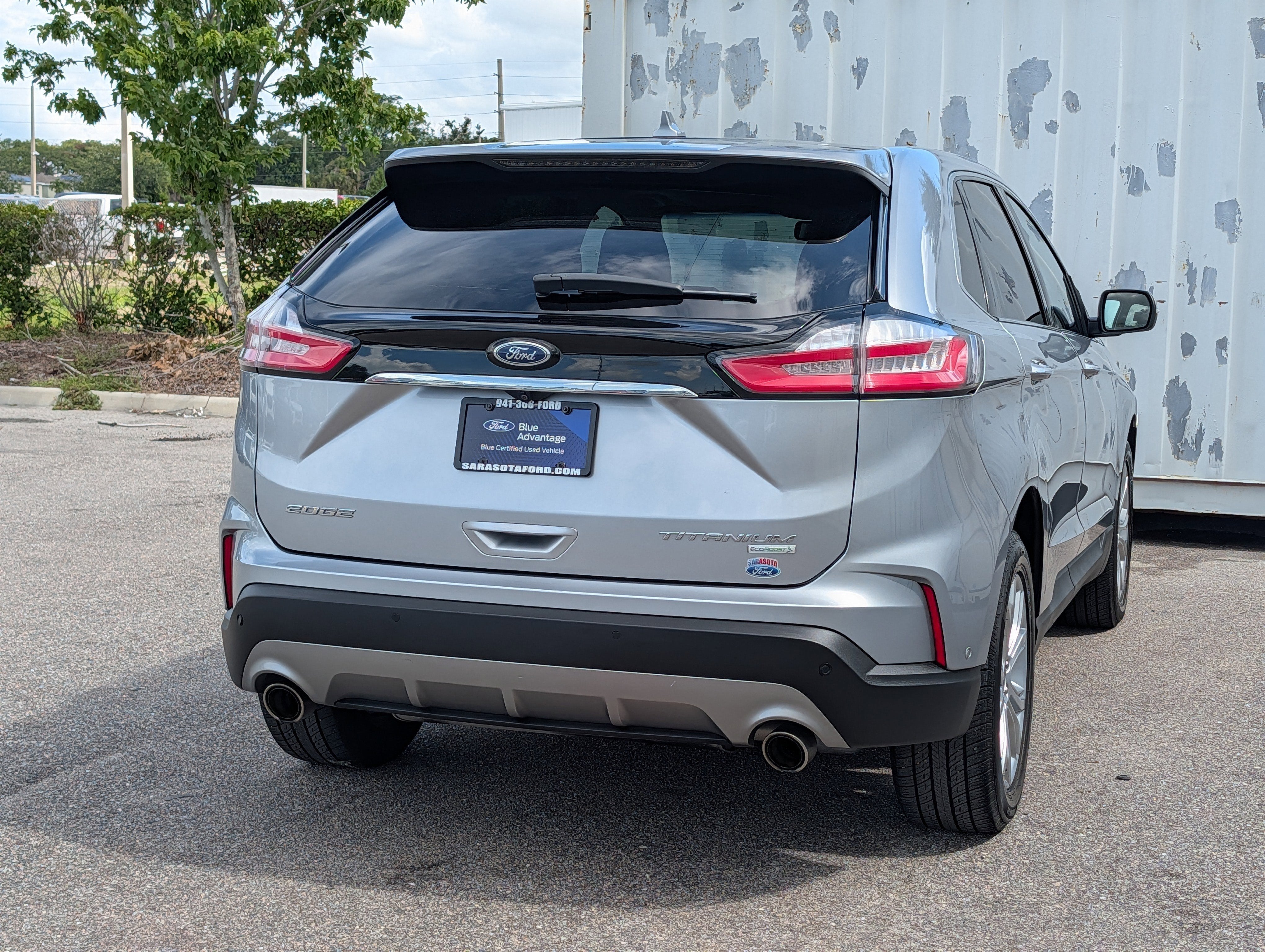 2020 Ford Edge Titanium