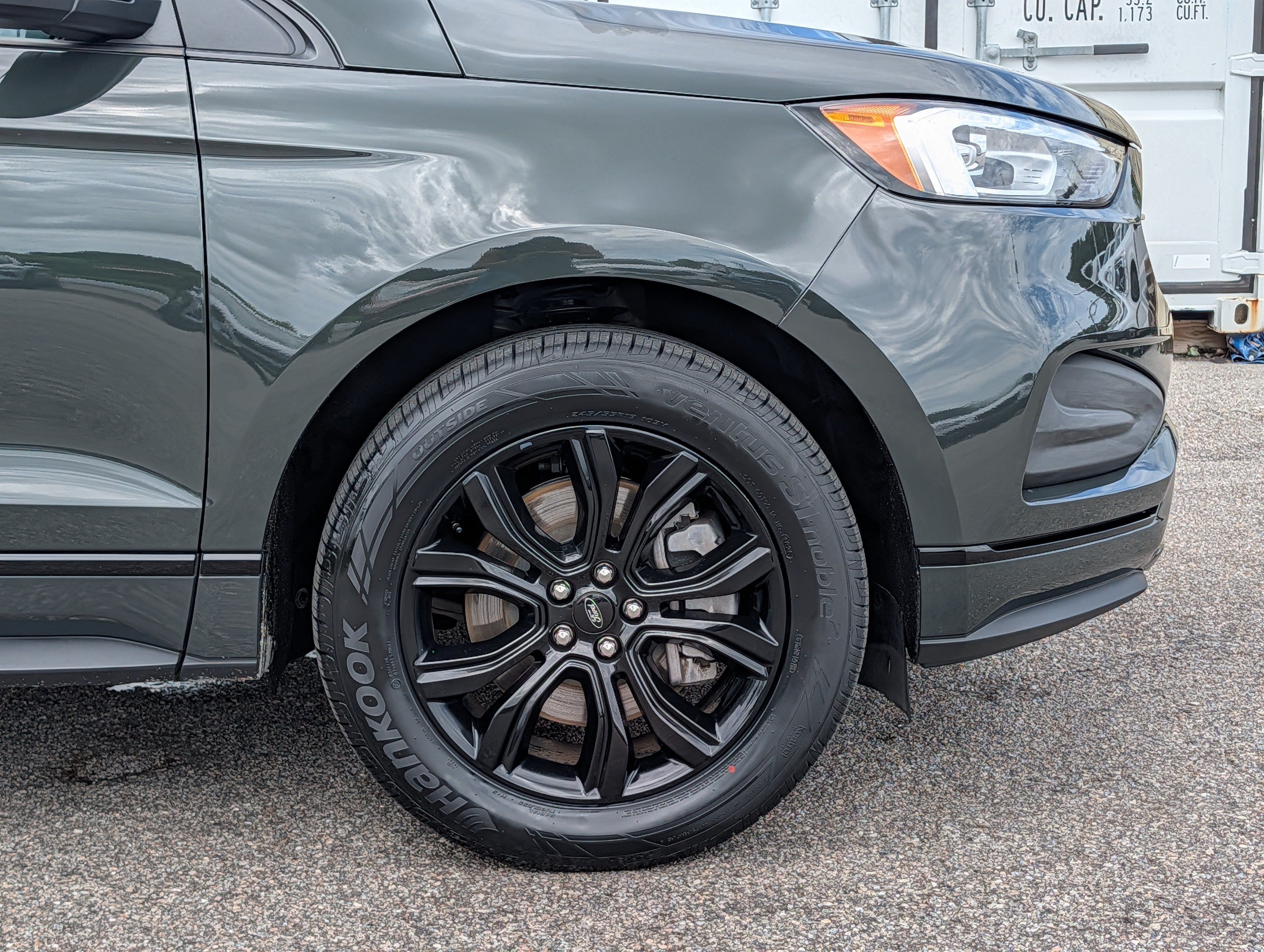 2023 Ford Edge SE