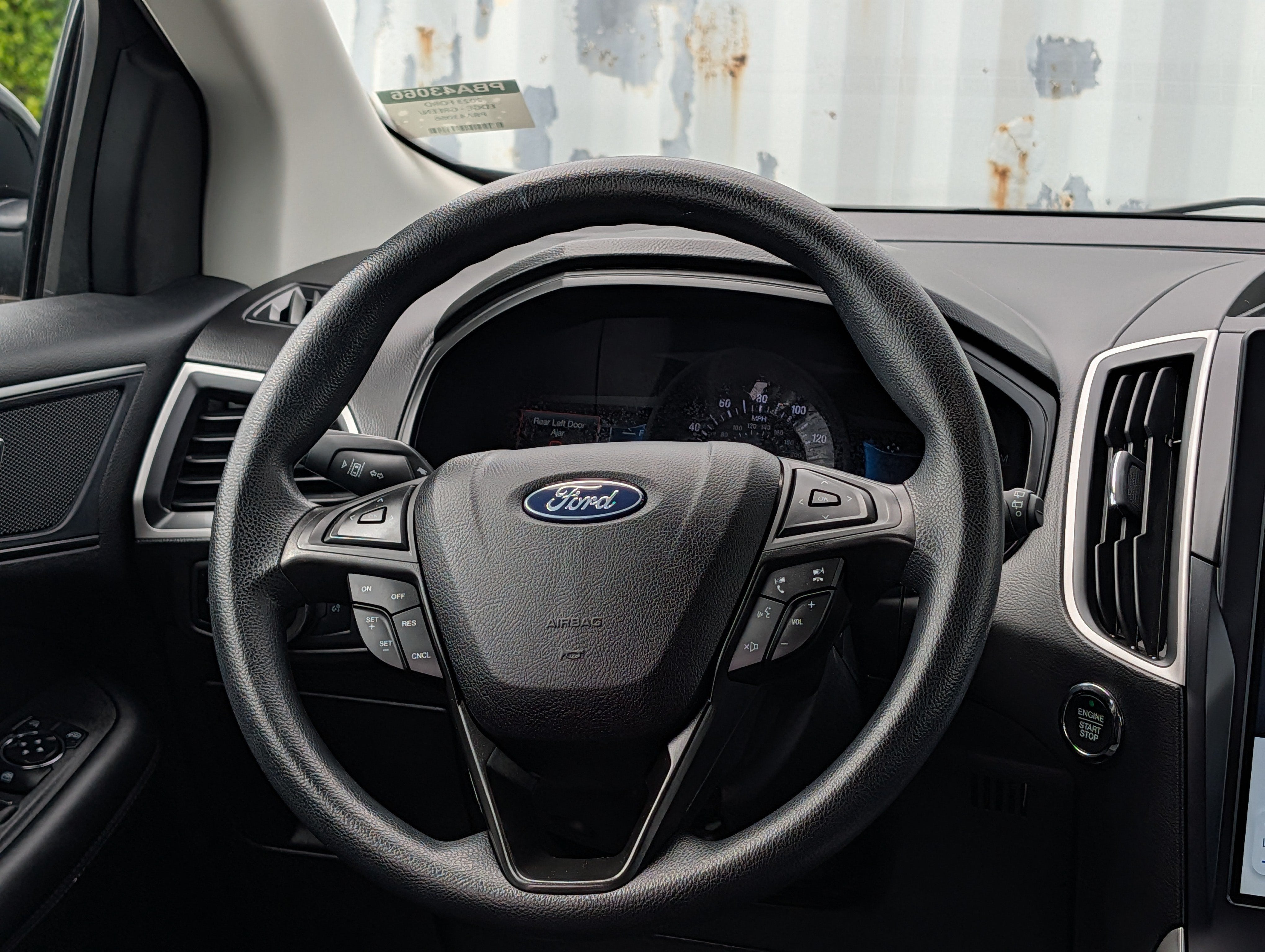 2023 Ford Edge SE