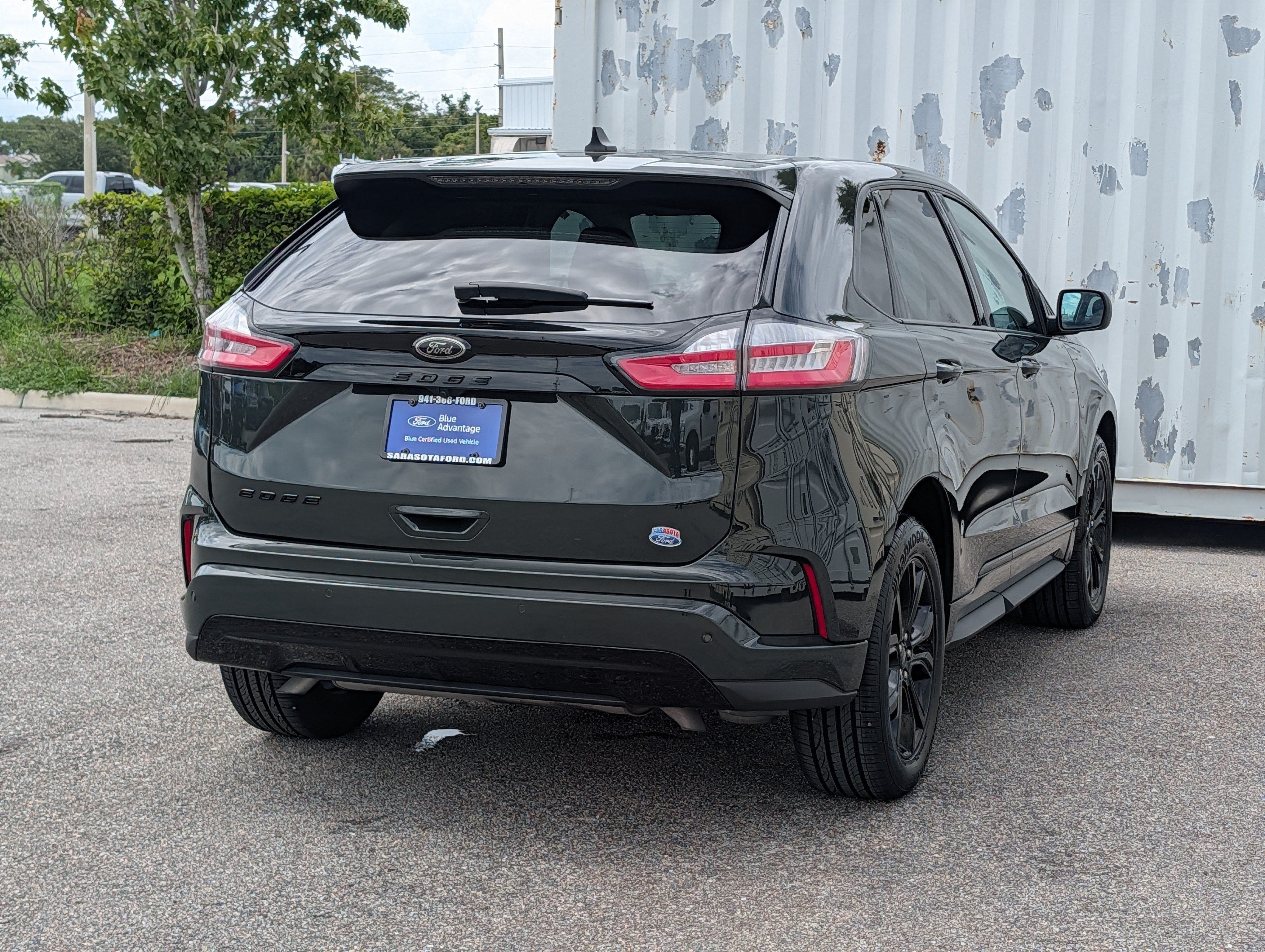 2023 Ford Edge SE