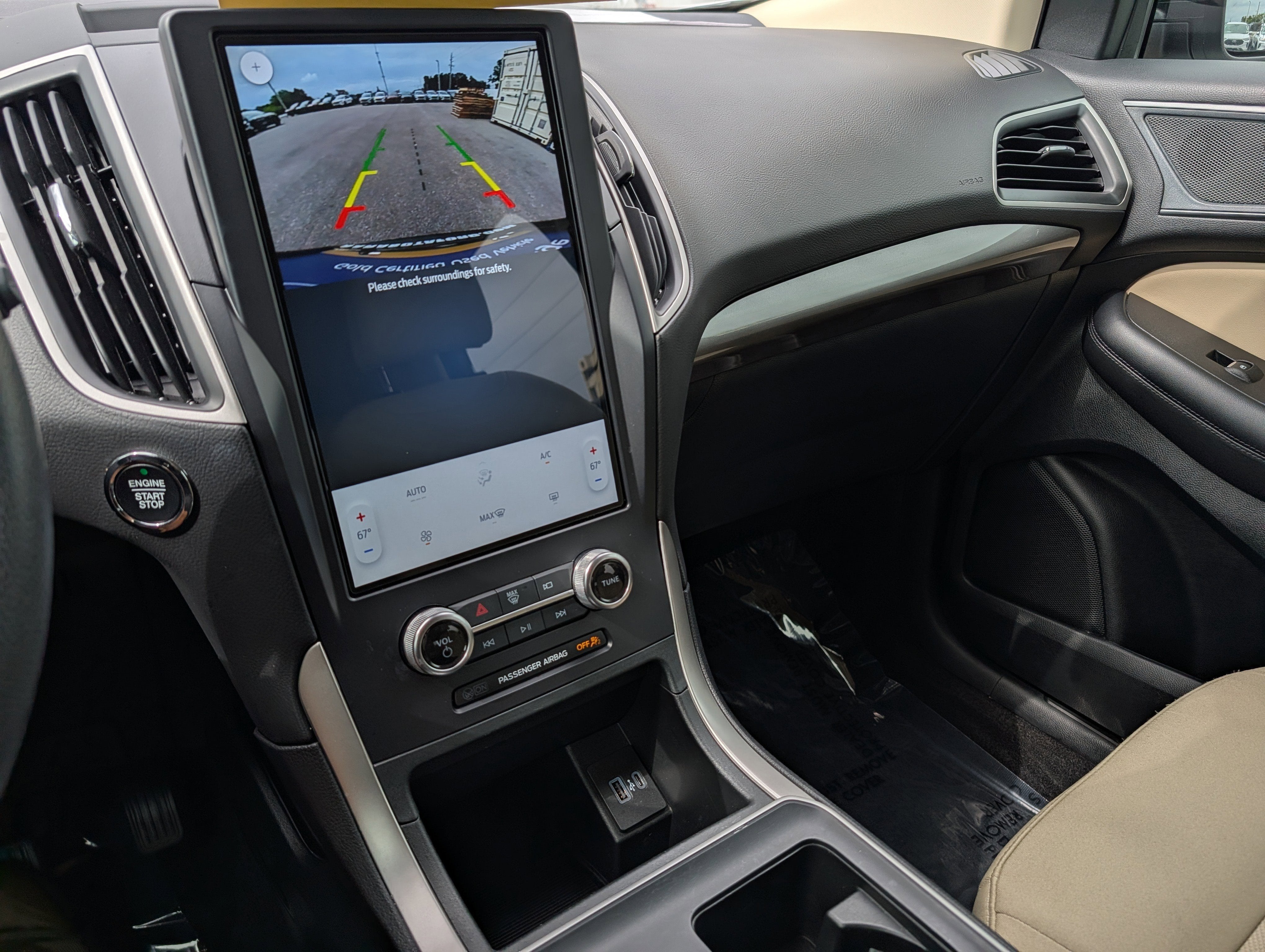 2024 Ford Edge SE