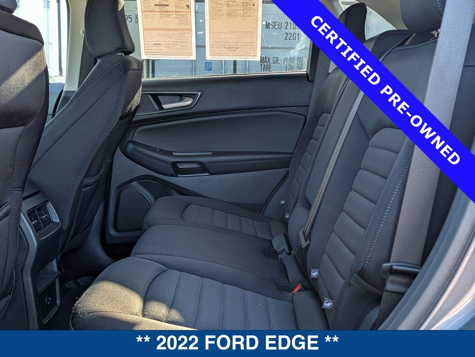 2022 Ford Edge SE